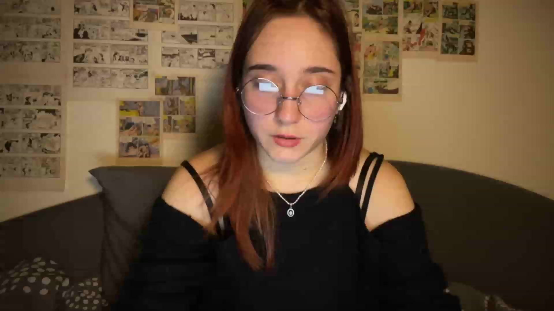 Gallery image thumbnail from Emiliaaaaa's myfreecams stream on, 12/10/2023, 01:44 image 18 of 20