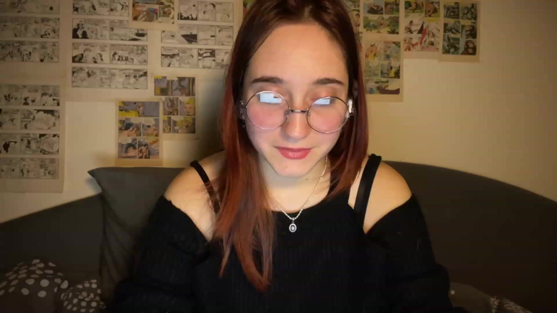 Gallery image thumbnail from Emiliaaaaa's myfreecams stream on, 12/10/2023, 01:44 image 15 of 20