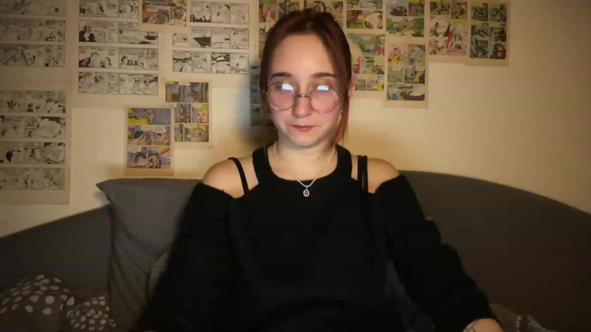 Gallery image thumbnail from Emiliaaaaa's myfreecams stream on, 12/10/2023, 01:44 image 19 of 20
