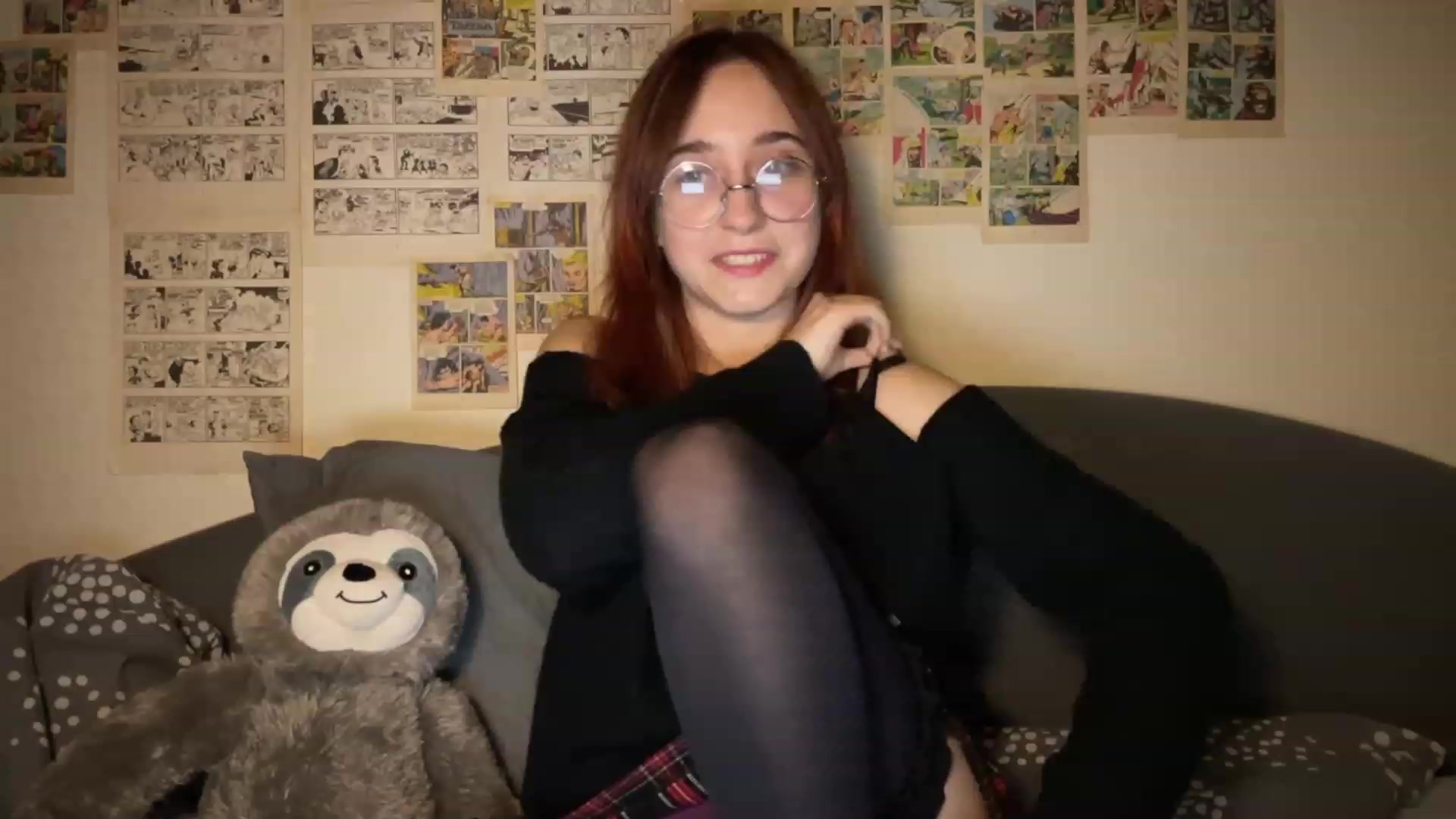 Gallery image thumbnail from Emiliaaaaa's myfreecams stream on, 12/11/2023, 24:31 image 11 of 20