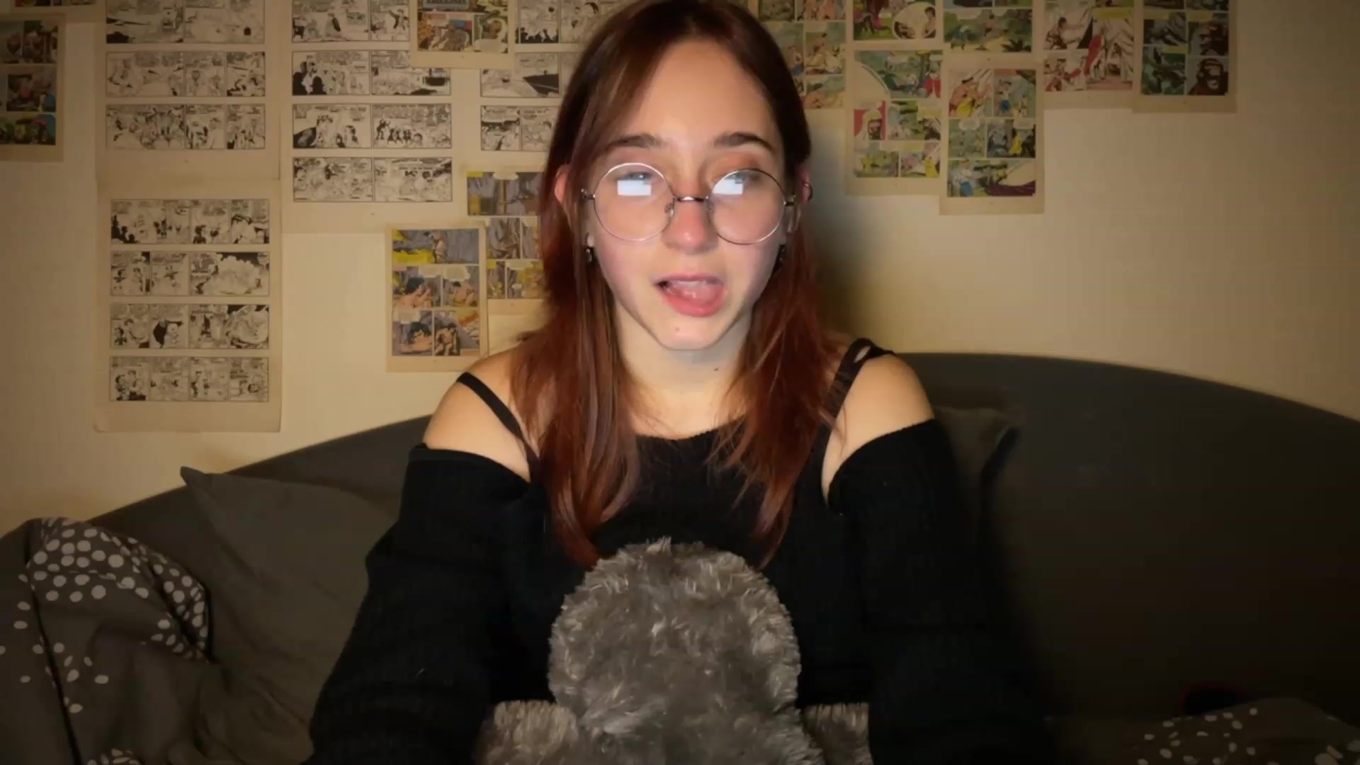 Gallery image thumbnail from Emiliaaaaa's myfreecams stream on, 12/11/2023, 01:29 image 17 of 20