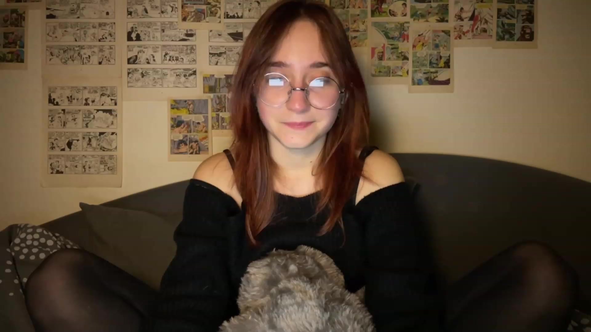 Gallery image thumbnail from Emiliaaaaa's myfreecams stream on, 12/11/2023, 01:29 image 13 of 20