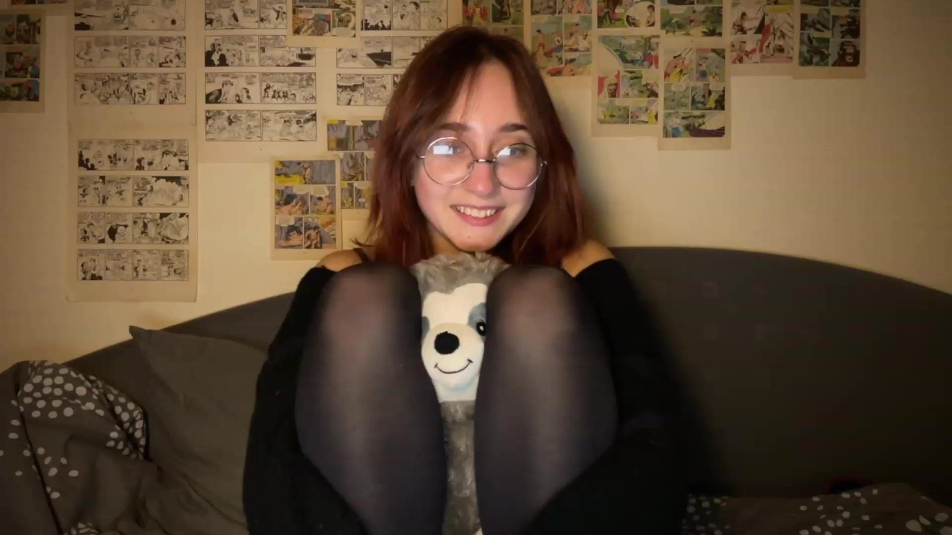 Gallery image thumbnail from Emiliaaaaa's myfreecams stream on, 12/11/2023, 01:29 image 11 of 20
