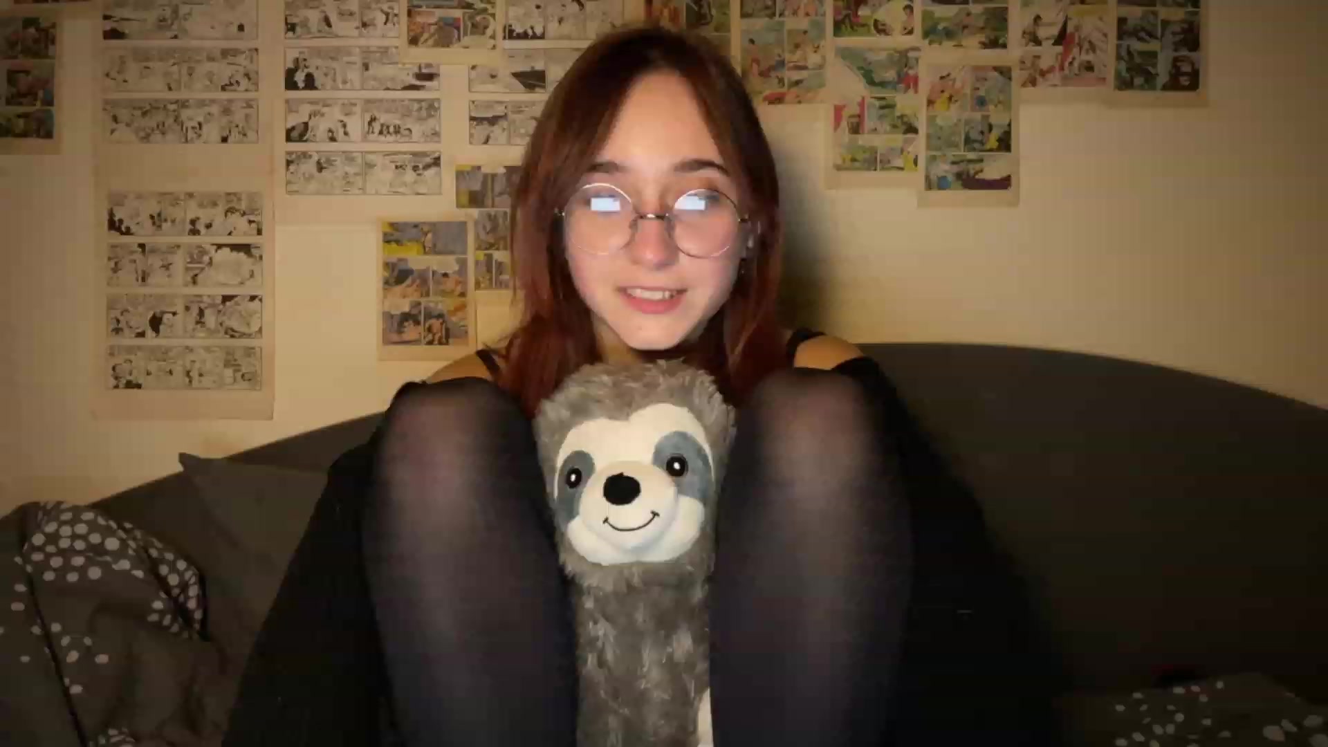 Gallery image thumbnail from Emiliaaaaa's myfreecams stream on, 12/11/2023, 01:29 image 6 of 20