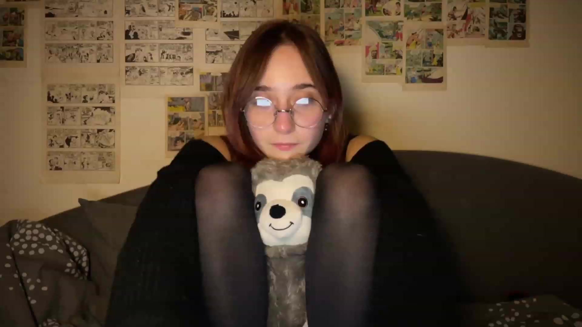 Gallery image thumbnail from Emiliaaaaa's myfreecams stream on, 12/11/2023, 01:29 image 7 of 20