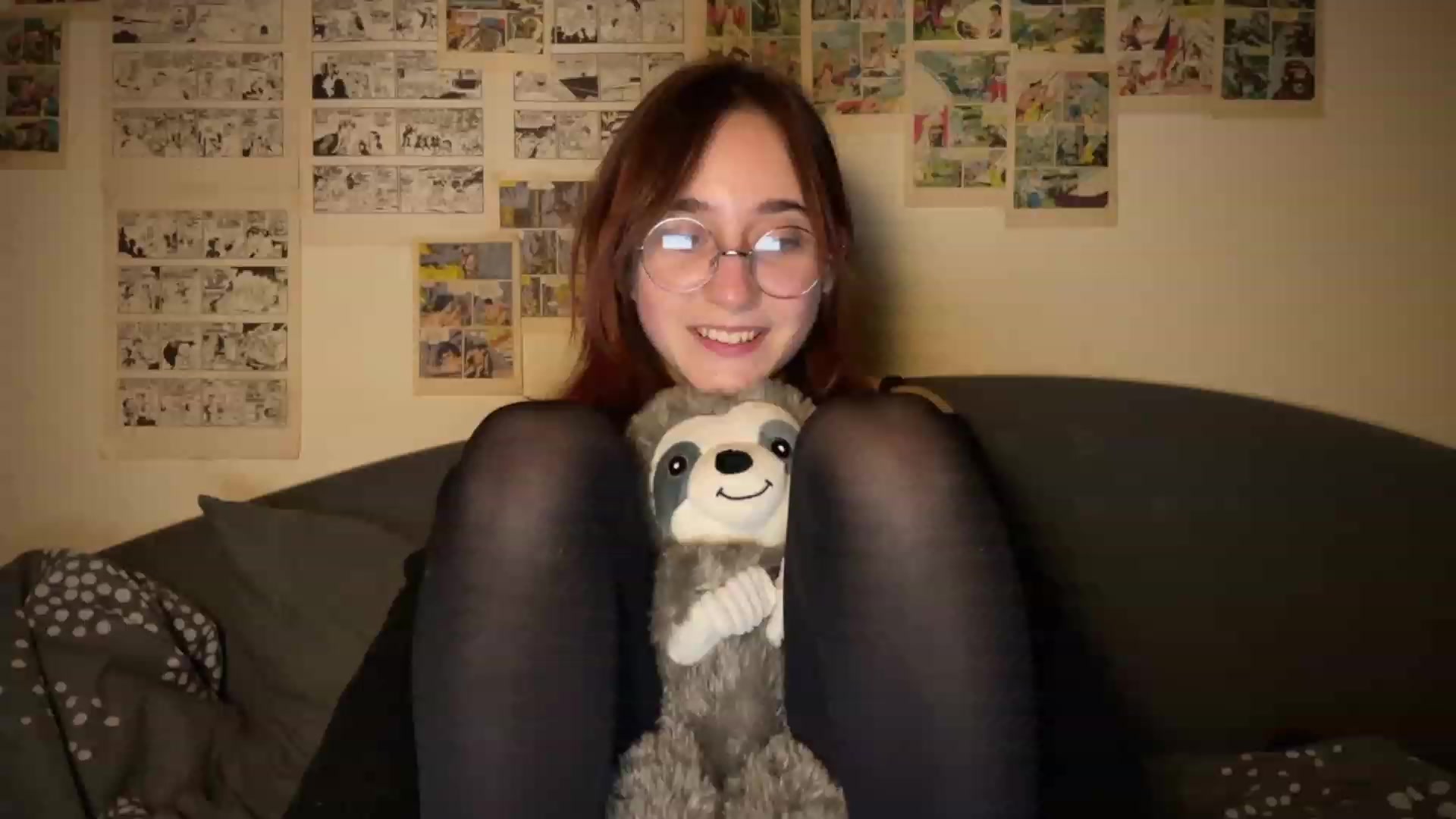 Gallery image thumbnail from Emiliaaaaa's myfreecams stream on, 12/11/2023, 01:29 image 1 of 20
