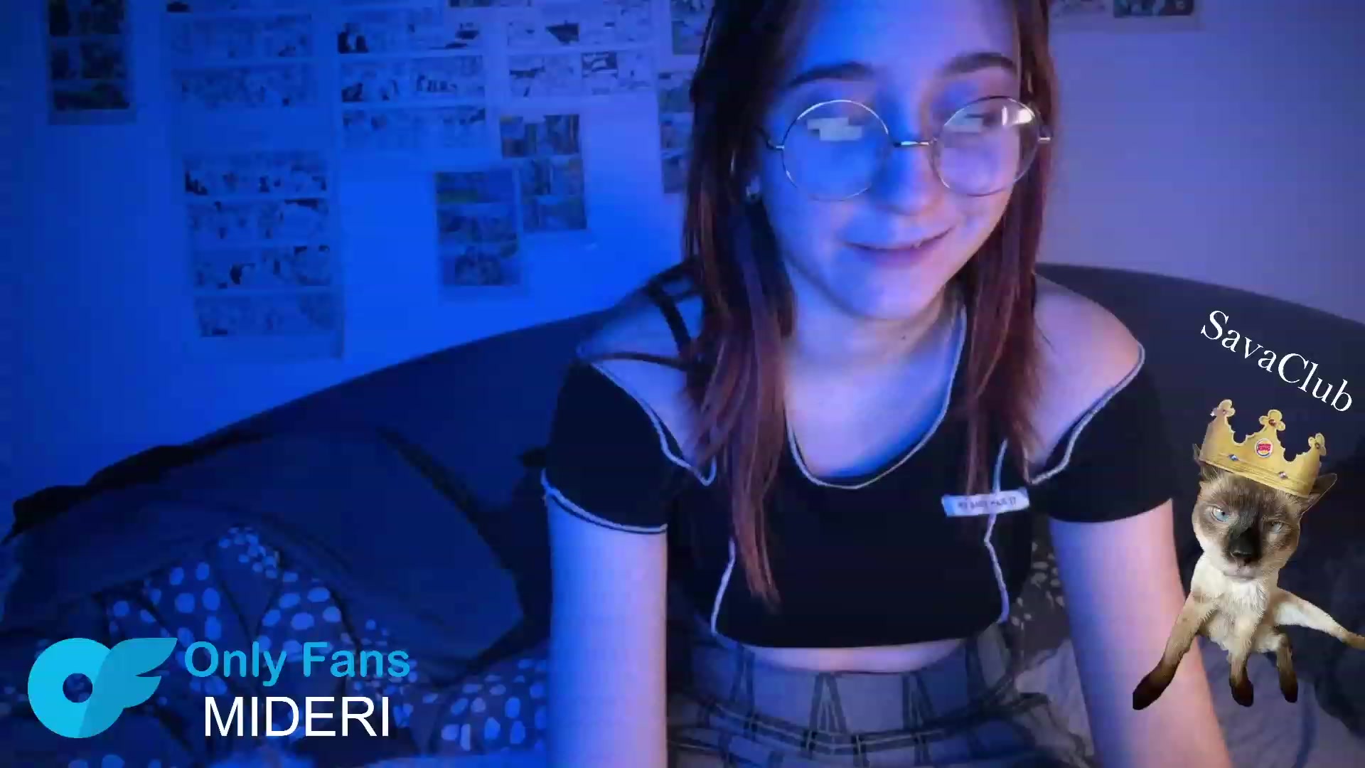 Gallery image thumbnail from Emiliaaaaa's myfreecams stream on, 12/28/2023, 04:16 image 17 of 20