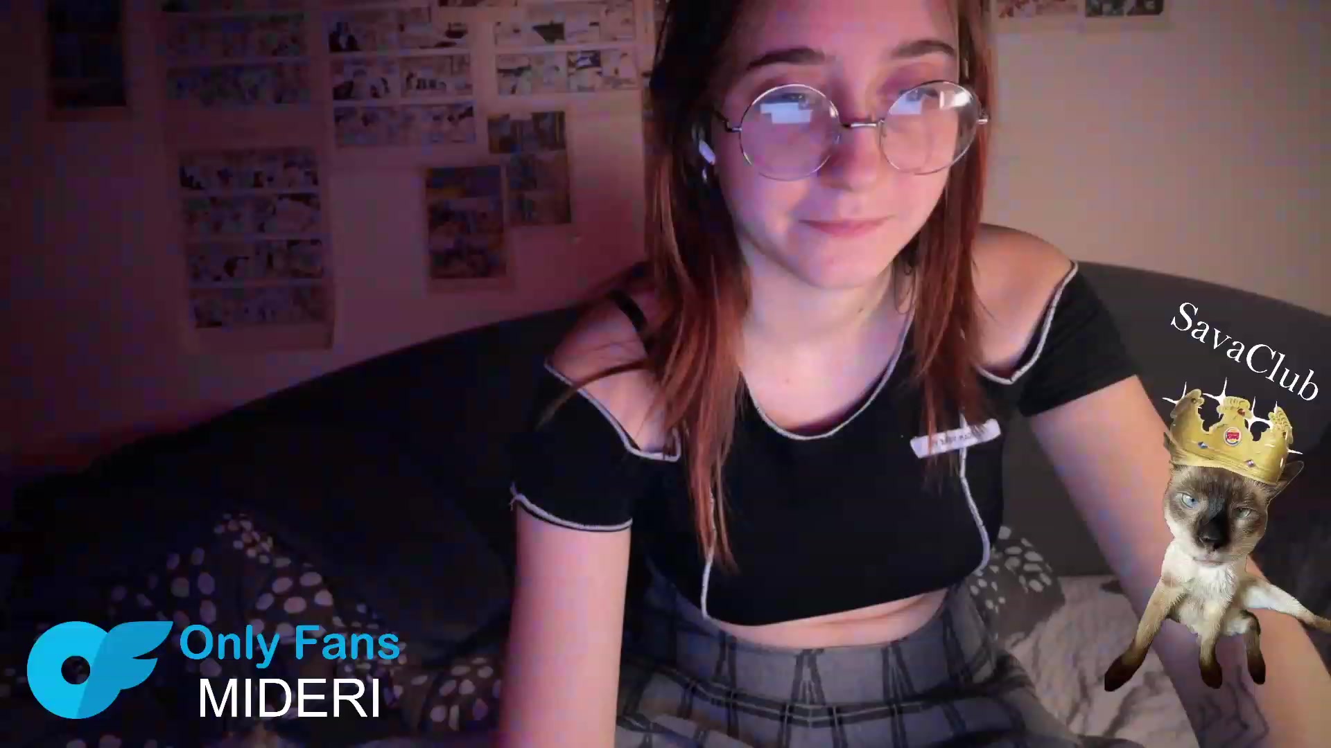 Gallery image thumbnail from Emiliaaaaa's myfreecams stream on, 12/28/2023, 04:16 image 19 of 20