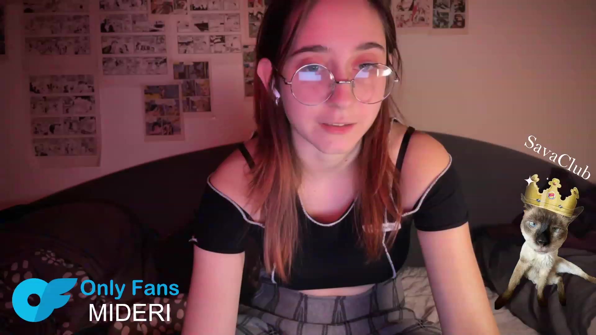 Gallery image thumbnail from Emiliaaaaa's myfreecams stream on, 12/28/2023, 04:55 image 16 of 20