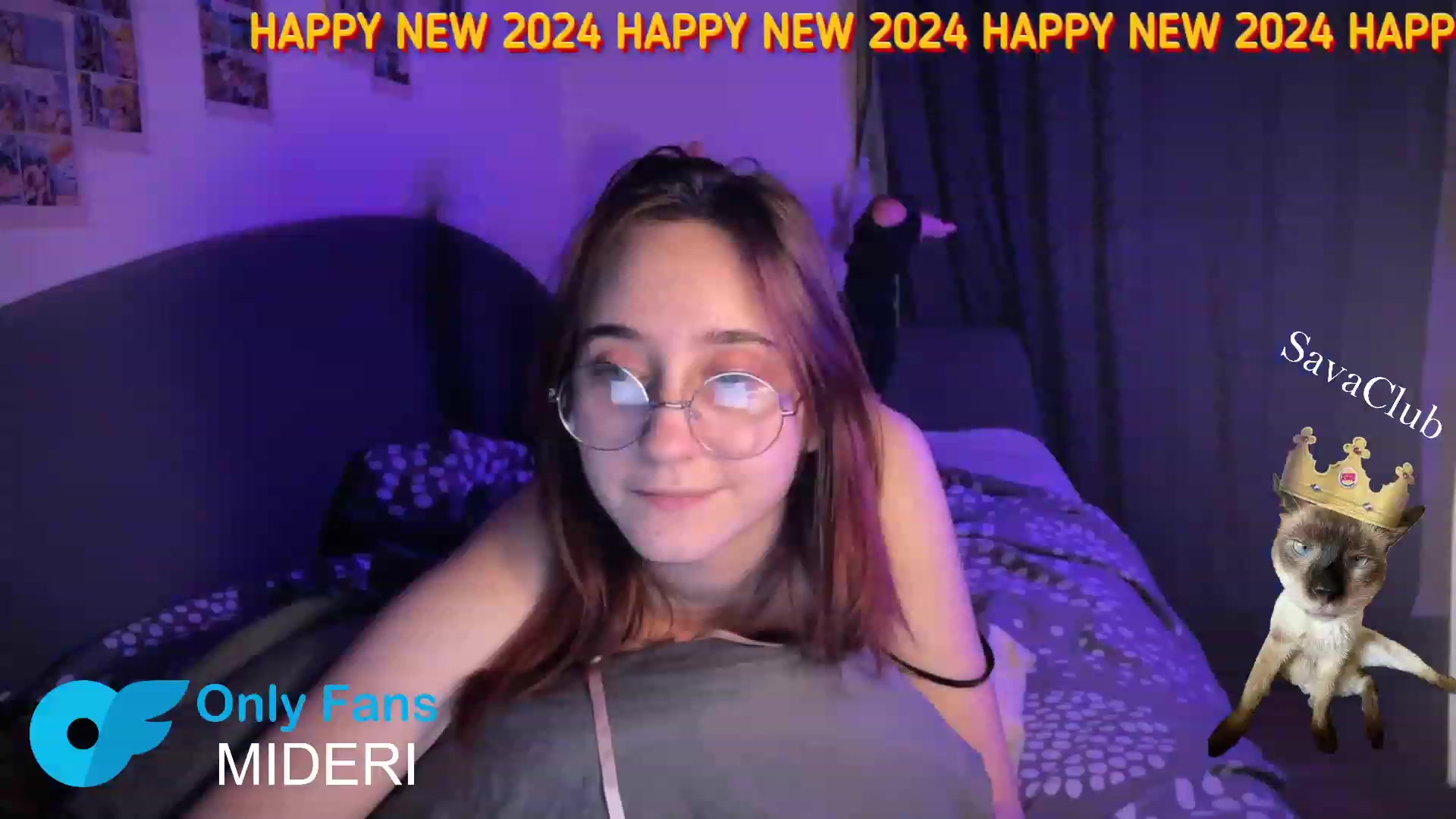 Gallery image thumbnail from Emiliaaaaa's myfreecams stream on, 01/03/2024, 02:22 image 12 of 20