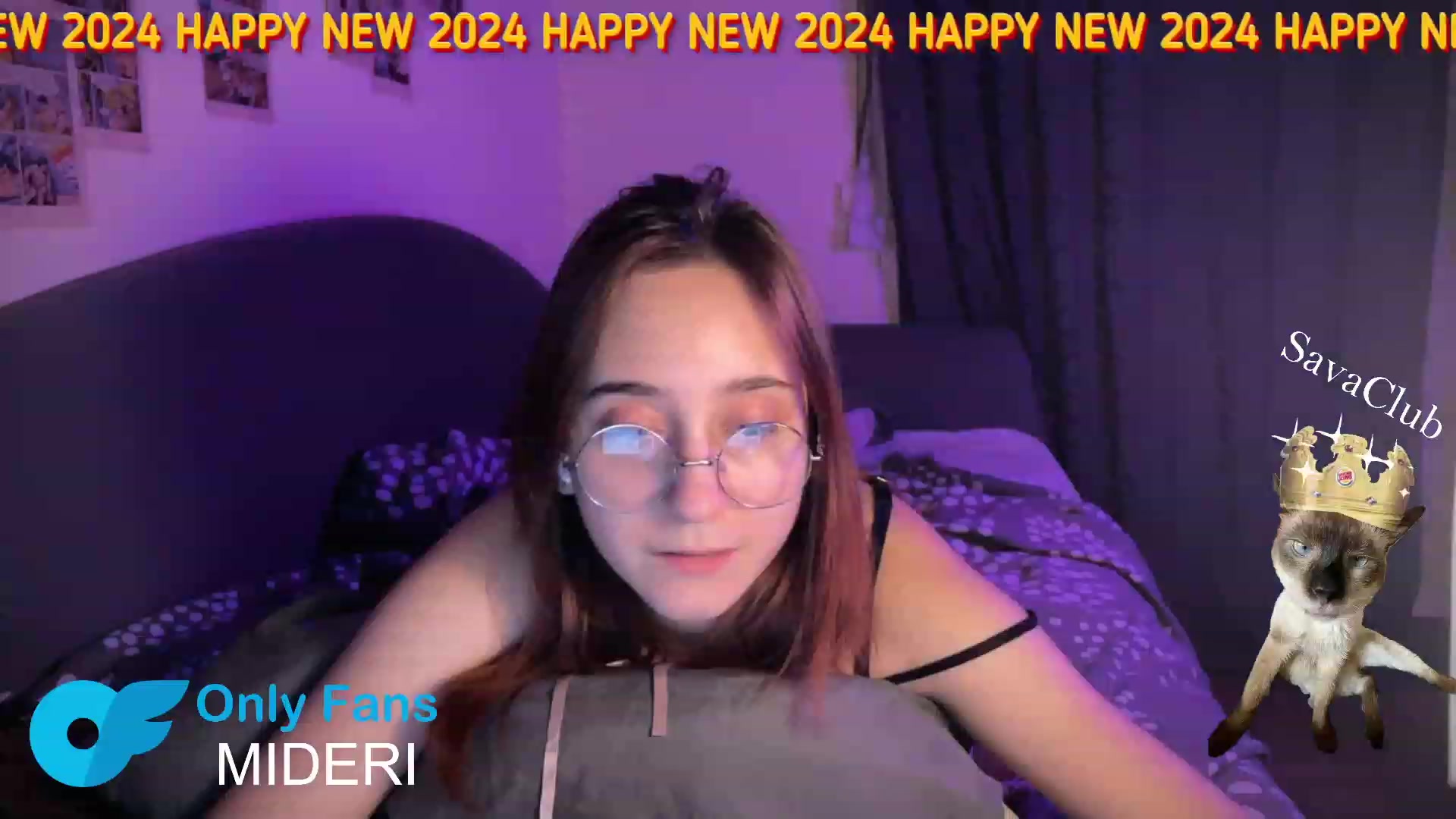 Gallery image thumbnail from Emiliaaaaa's myfreecams stream on, 01/03/2024, 02:22 image 9 of 20