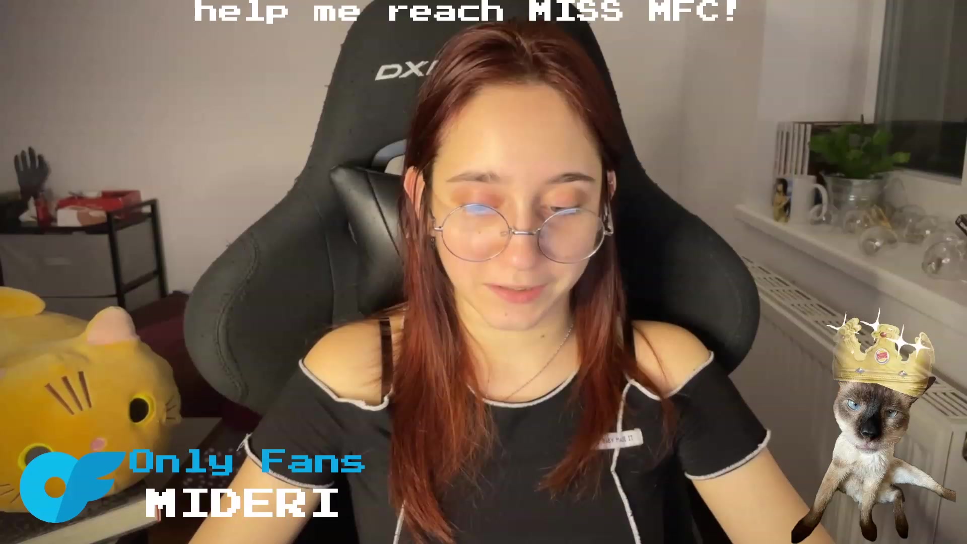 Gallery image thumbnail from Emiliaaaaa's myfreecams stream on, 02/12/2024, 01:34 image 3 of 20