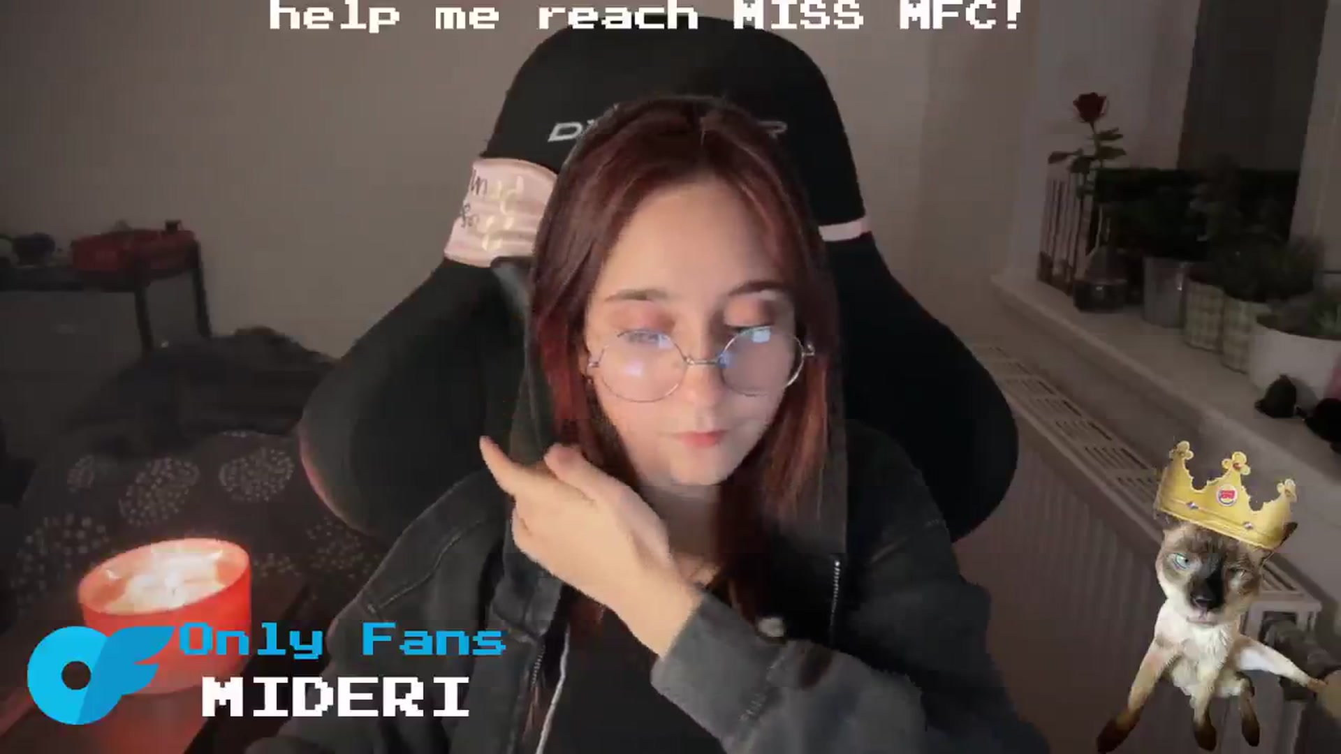Gallery image thumbnail from Emiliaaaaa's myfreecams stream on, 02/18/2024, 24:40 image 13 of 20