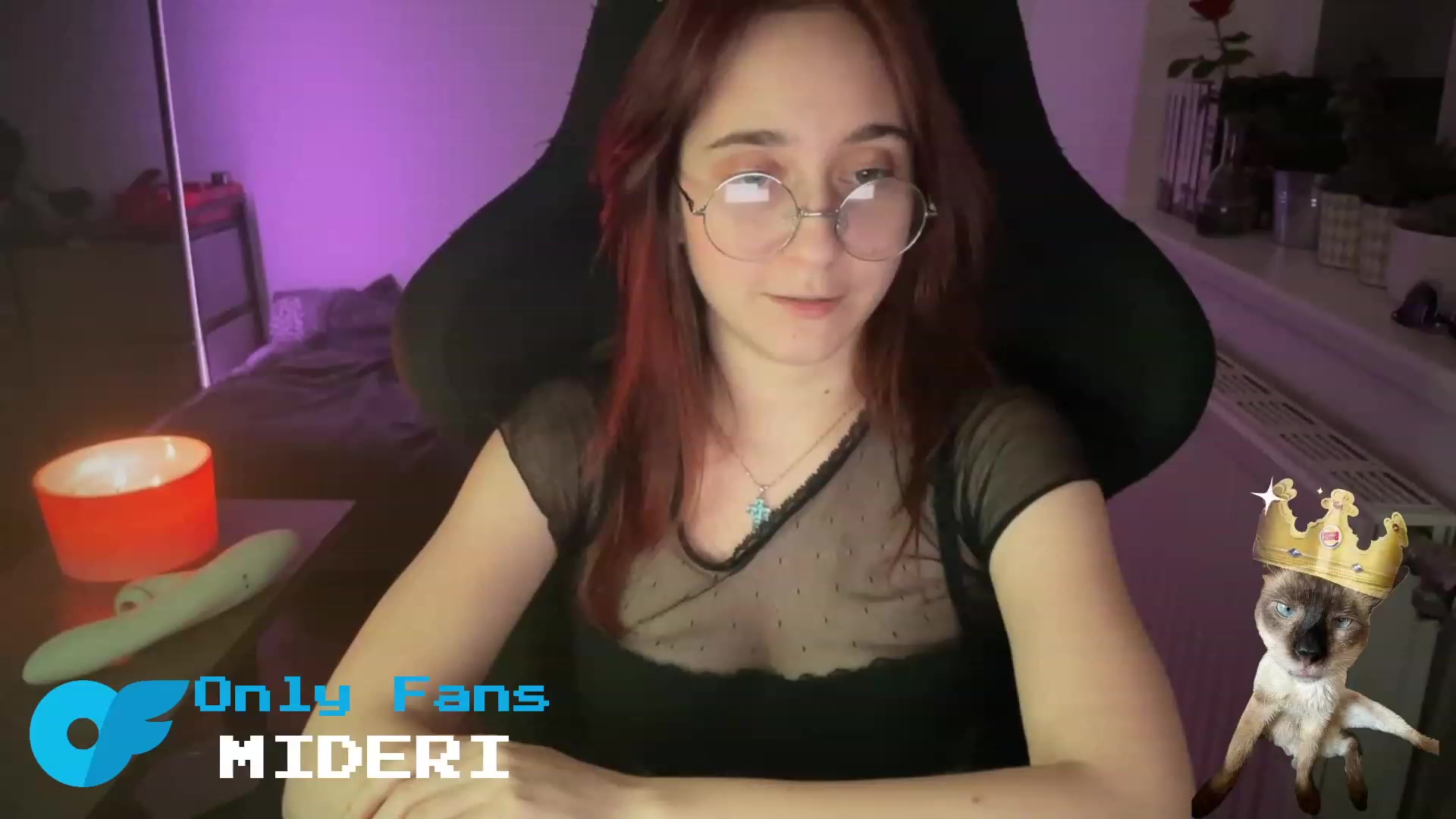 Gallery image thumbnail from Emiliaaaaa's myfreecams stream on, 02/19/2024, 01:10 image 20 of 20