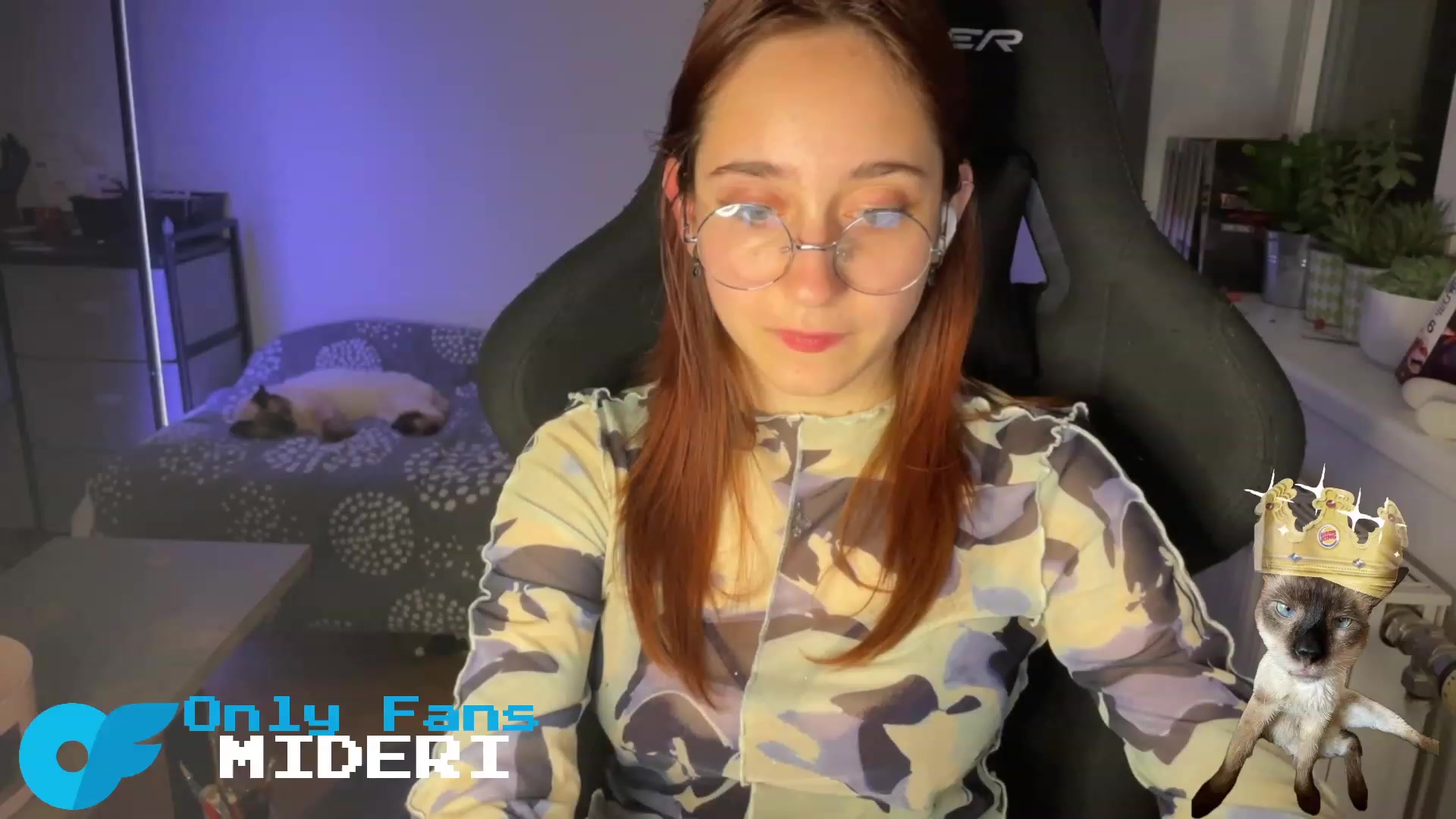 Gallery image thumbnail from Emiliaaaaa's myfreecams stream on, 03/13/2024, 01:57 image 11 of 20
