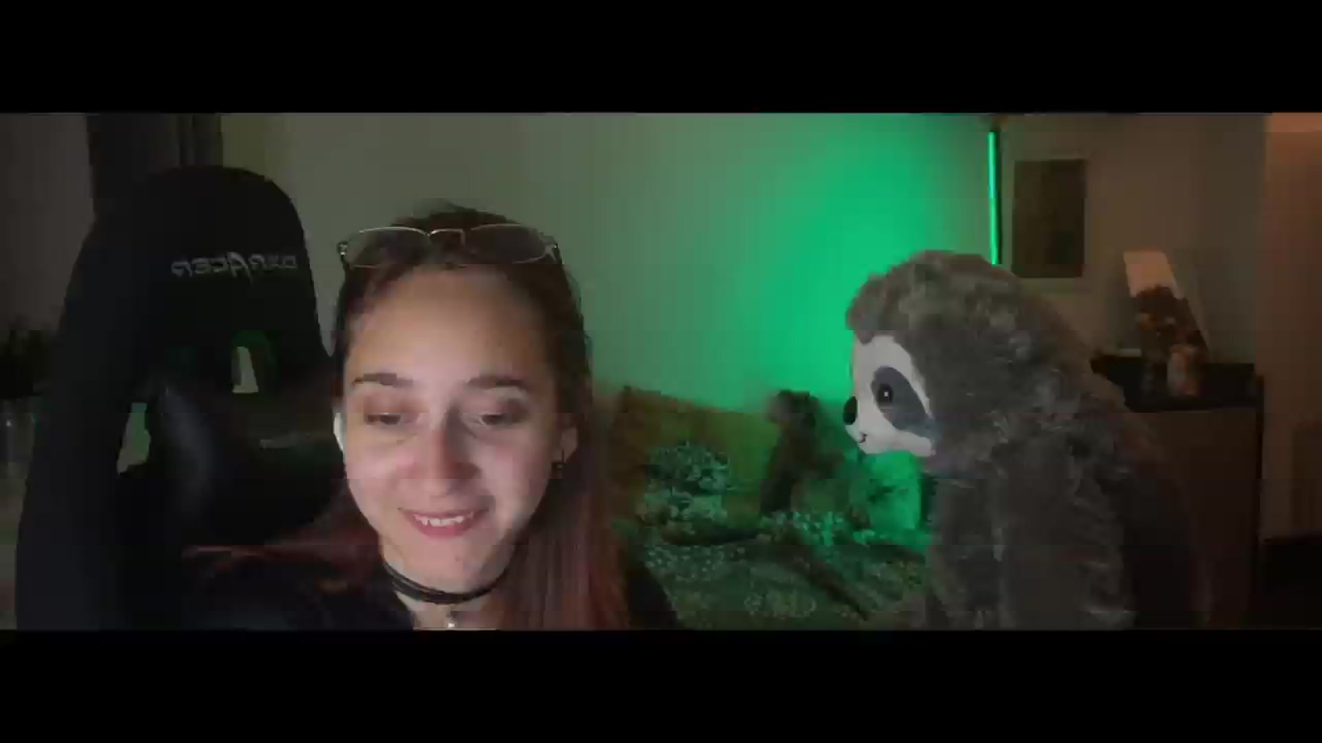 Gallery image thumbnail from Emiliaaaaa's myfreecams stream on, 06/24/2024, 01:26 image 13 of 20
