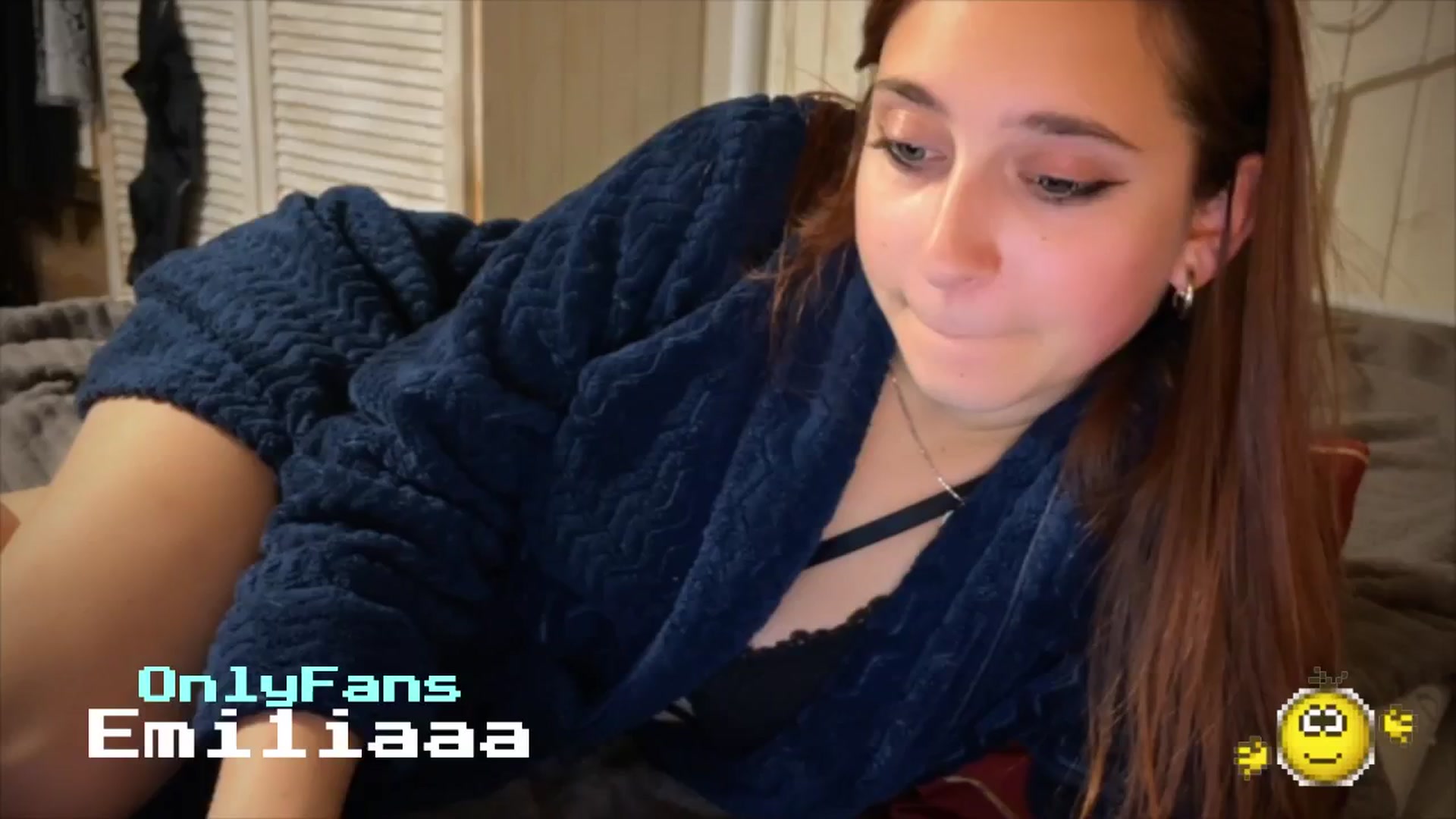 Gallery image thumbnail from Emiliaaaaa's myfreecams stream on, 10/24/2024, 22:47 image 19 of 20