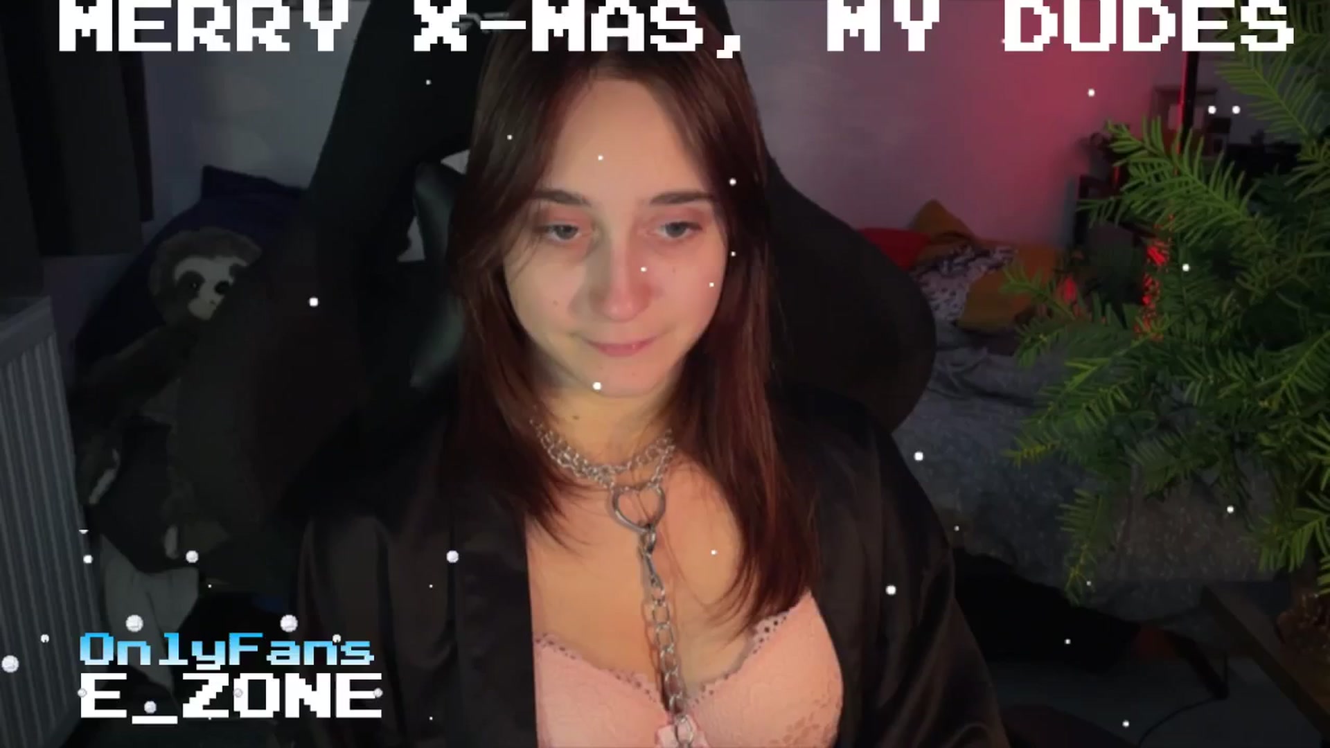 Gallery image thumbnail from Emiliaaaaa's myfreecams stream on, 12/25/2024, 24:32 image 16 of 20
