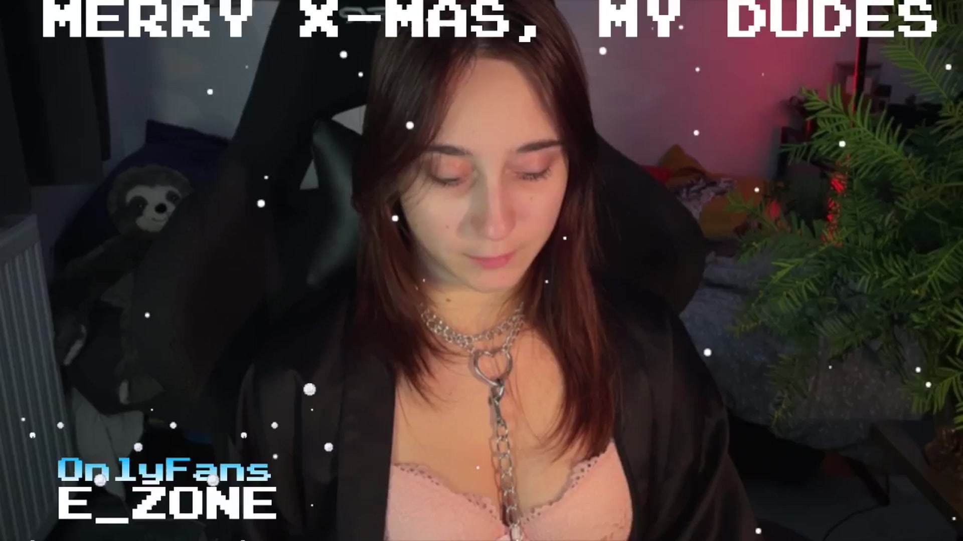 Gallery image thumbnail from Emiliaaaaa's myfreecams stream on, 12/25/2024, 24:32 image 5 of 20