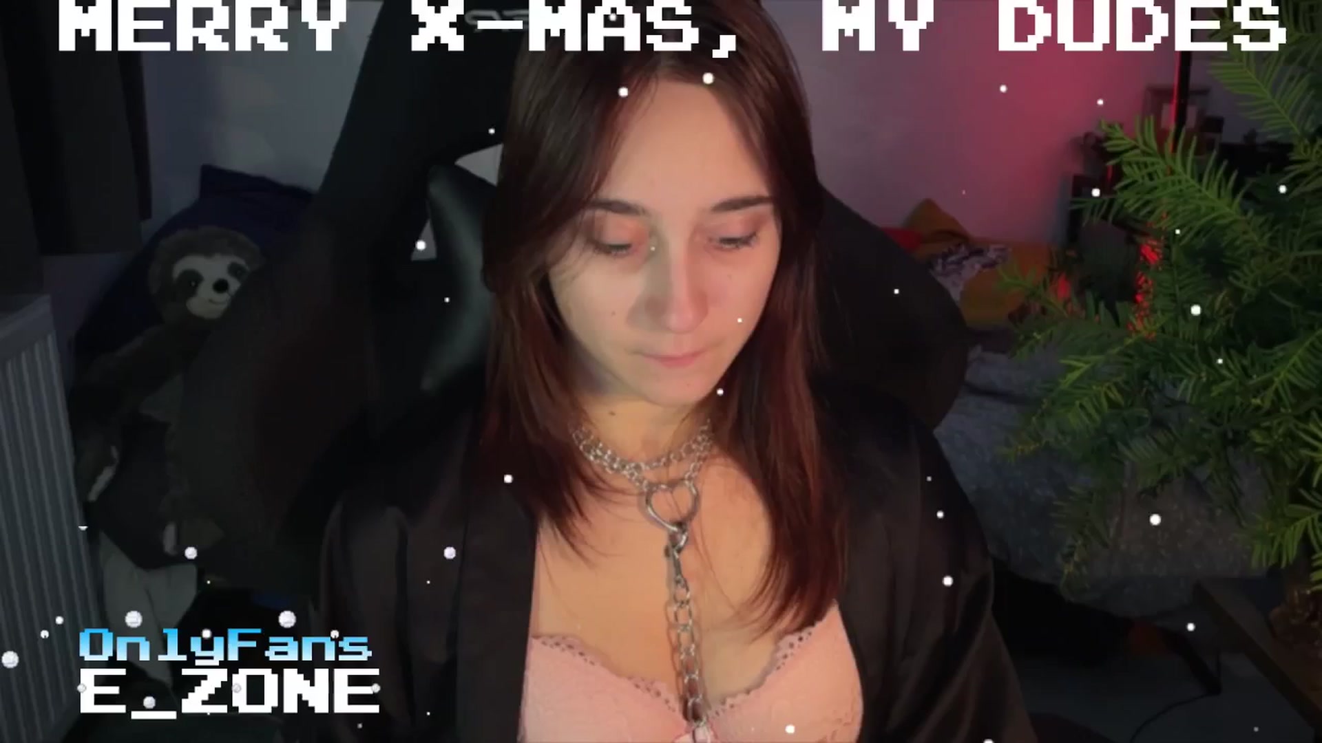 Gallery image thumbnail from Emiliaaaaa's myfreecams stream on, 12/25/2024, 24:32 image 4 of 20