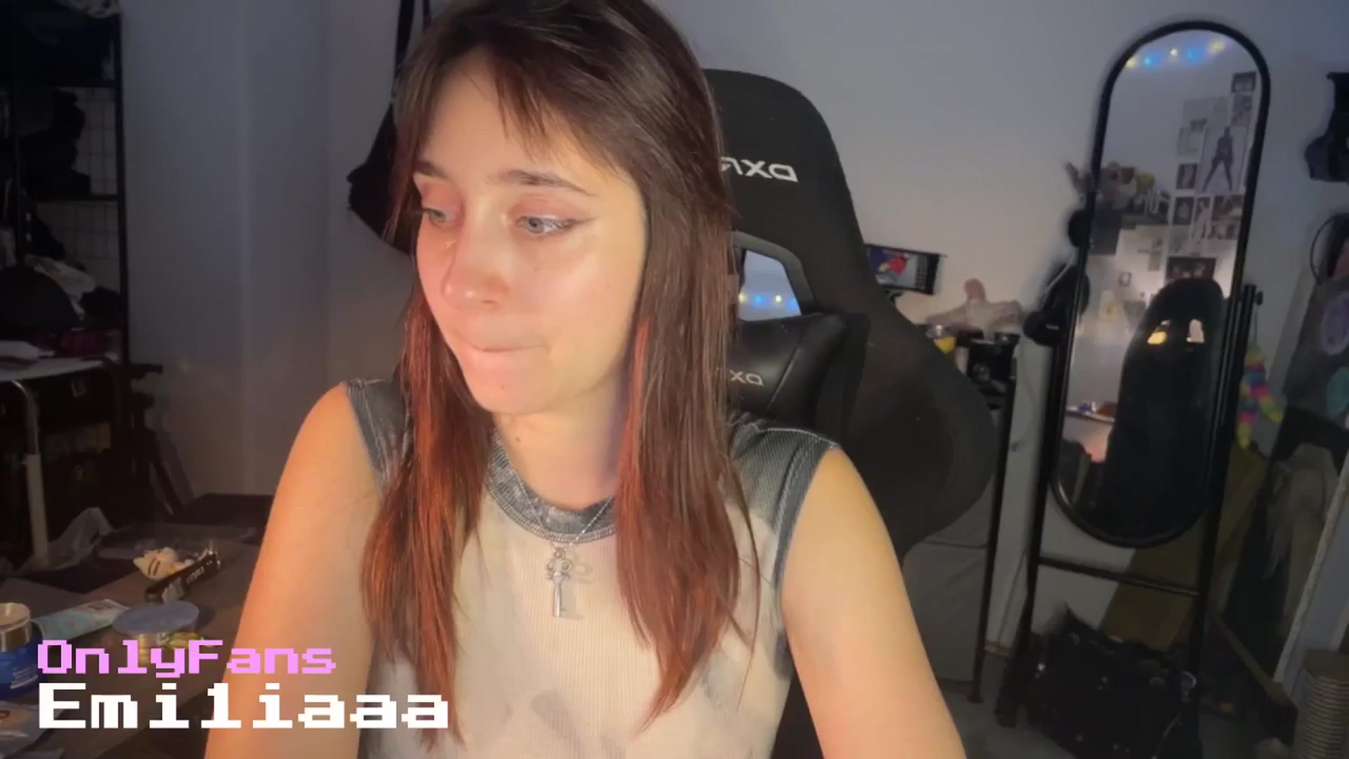 Gallery image thumbnail from Emiliaaaaa's myfreecams stream on, 08/10/2025, 01:00 image 2 of 20