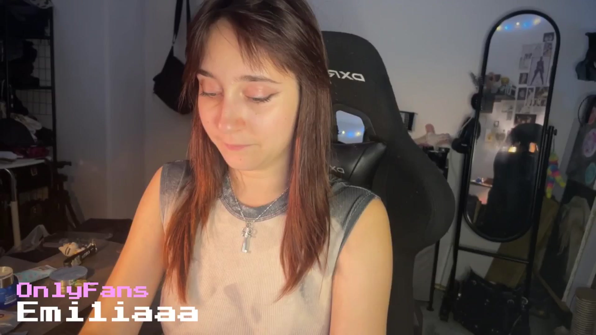 Gallery image thumbnail from Emiliaaaaa's myfreecams stream on, 08/10/2025, 01:00 image 3 of 20