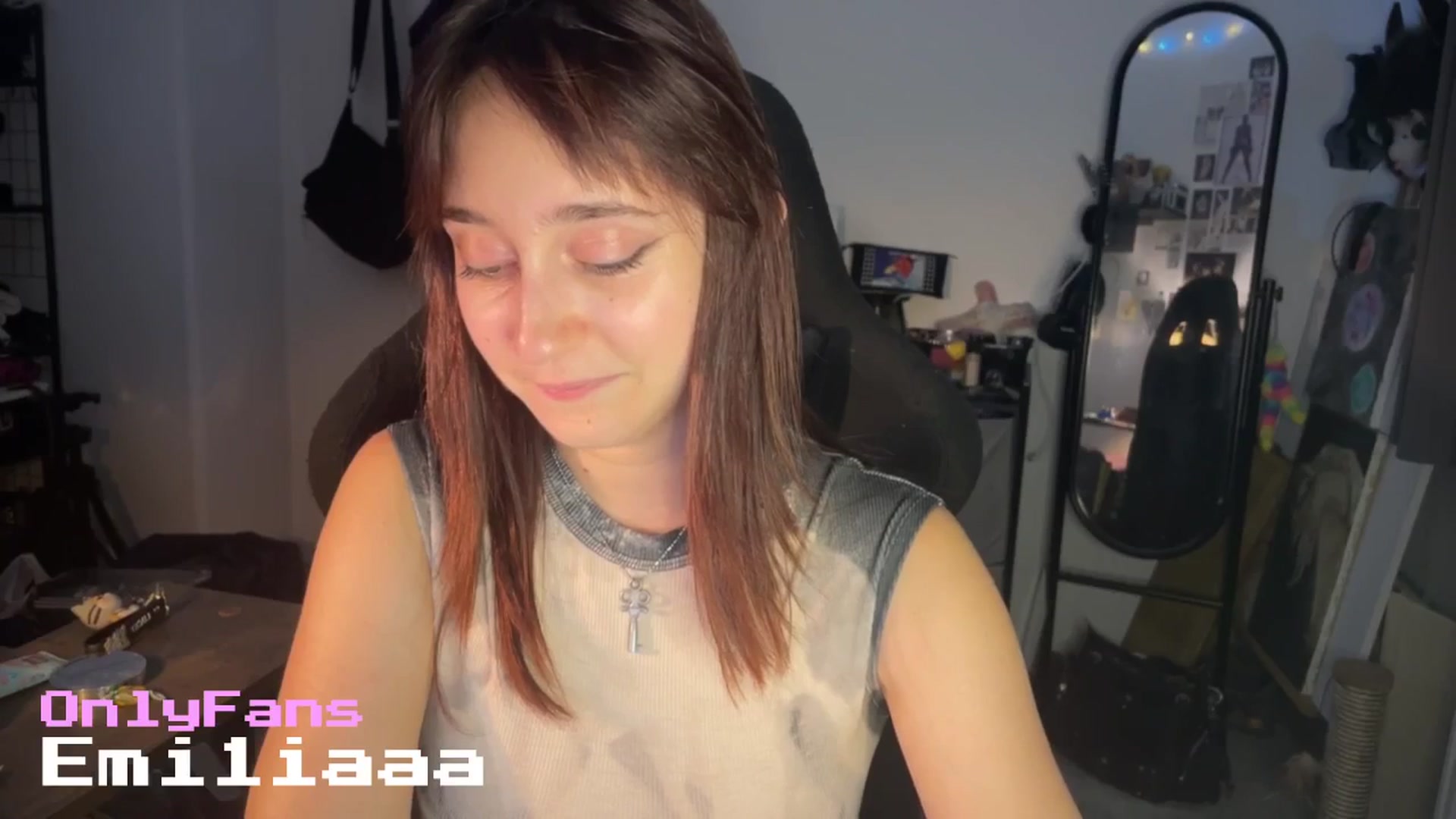 Gallery image thumbnail from Emiliaaaaa's myfreecams stream on, 08/10/2025, 01:00 image 20 of 20