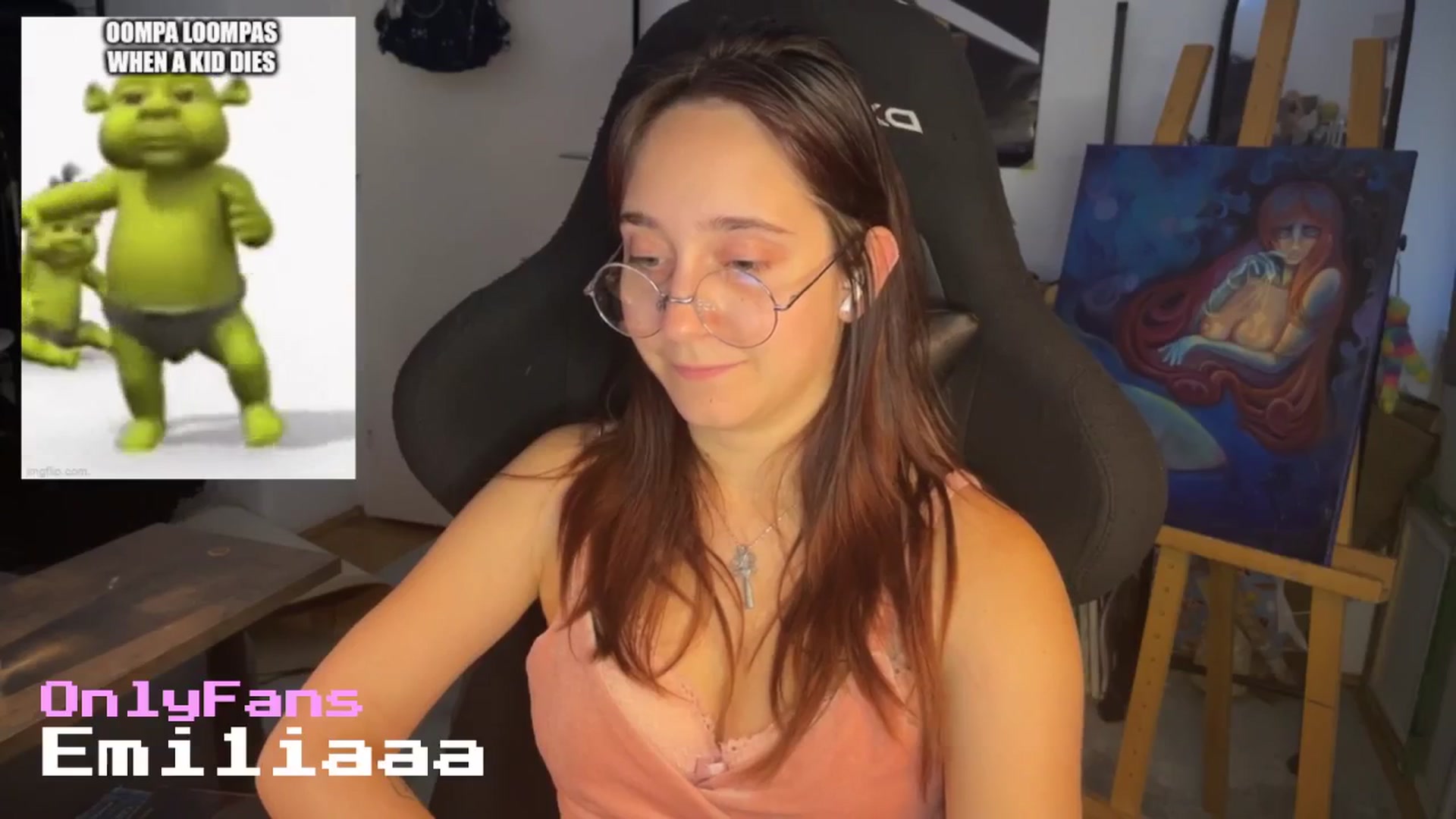 Gallery image thumbnail from Emiliaaaaa's myfreecams stream on, 09/01/2025, 24:05 image 6 of 20