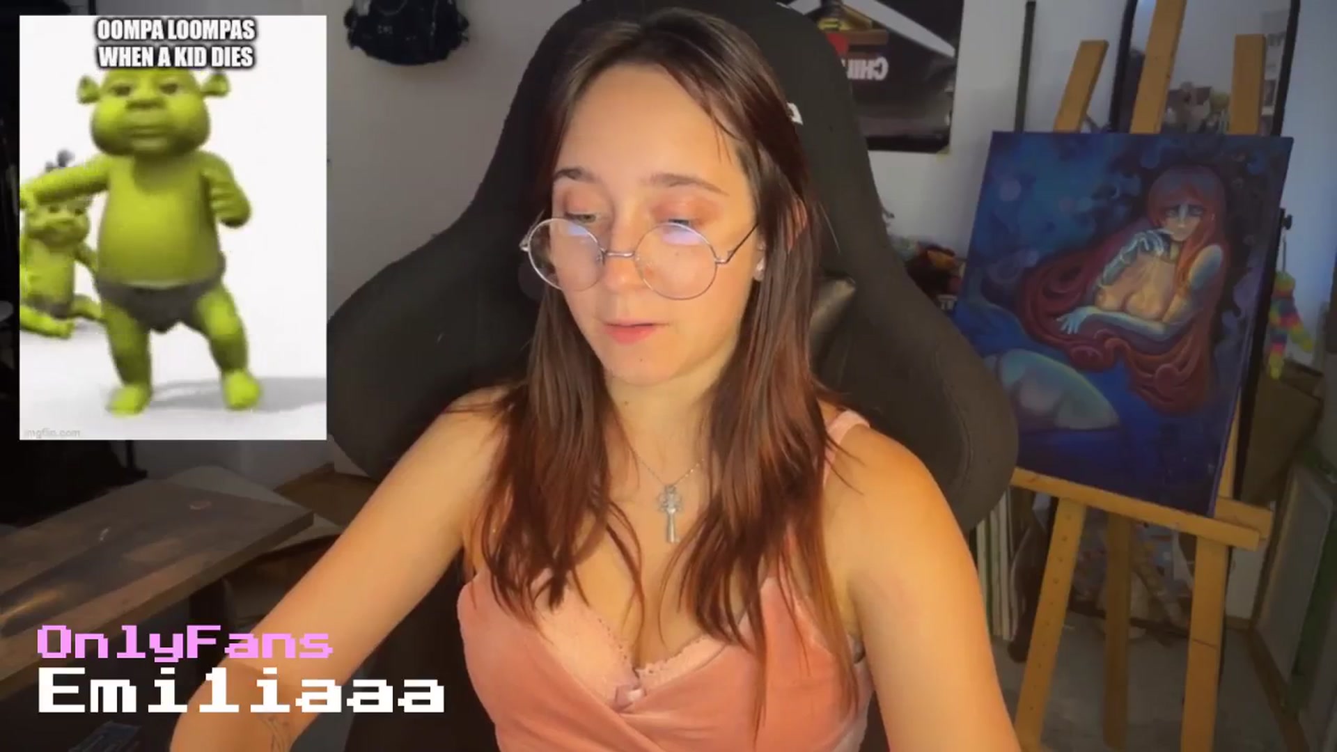 Gallery image thumbnail from Emiliaaaaa's myfreecams stream on, 09/01/2025, 24:05 image 4 of 20
