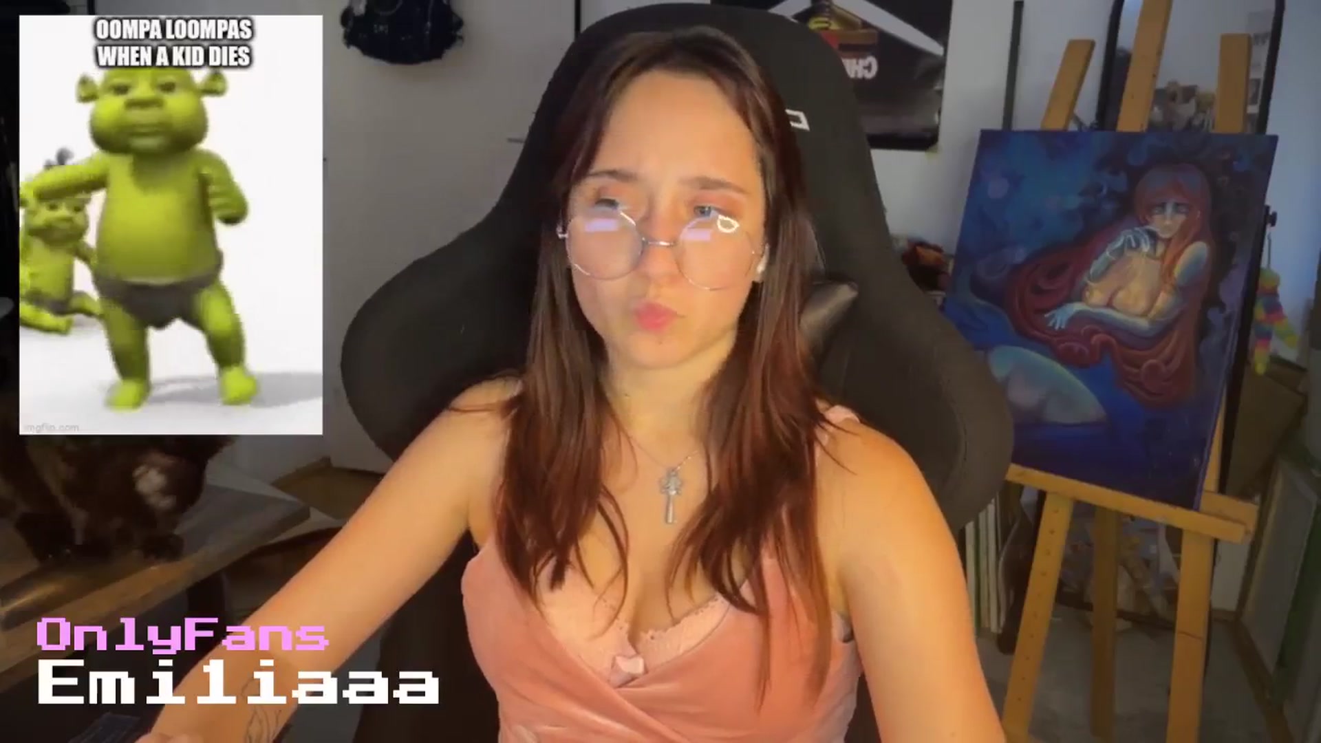 Gallery image thumbnail from Emiliaaaaa's myfreecams stream on, 09/01/2025, 24:05 image 3 of 20