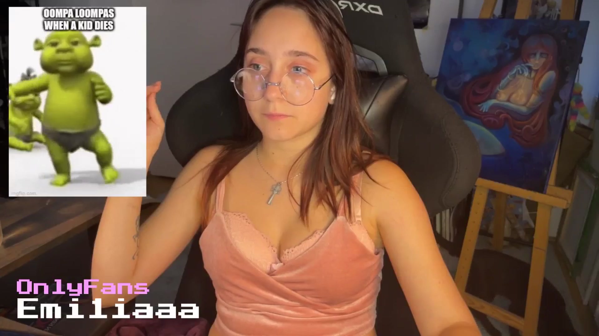 Gallery image thumbnail from Emiliaaaaa's myfreecams stream on, 09/01/2025, 24:05 image 14 of 20