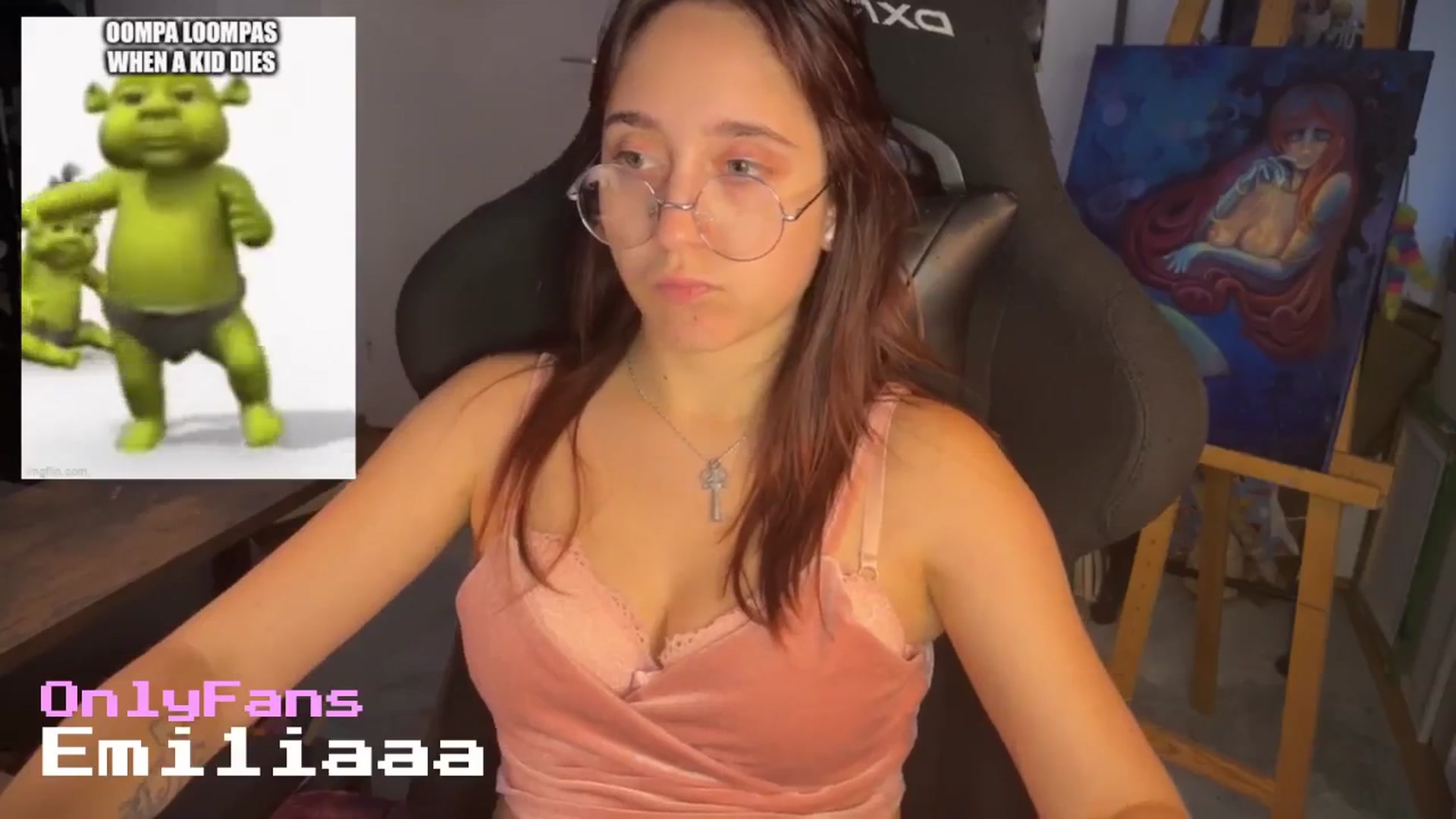 Gallery image thumbnail from Emiliaaaaa's myfreecams stream on, 09/01/2025, 24:05 image 18 of 20