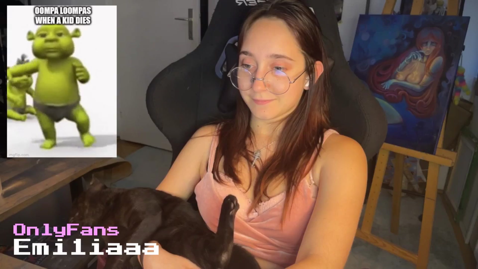 Gallery image thumbnail from Emiliaaaaa's myfreecams stream on, 09/01/2025, 24:05 image 10 of 20