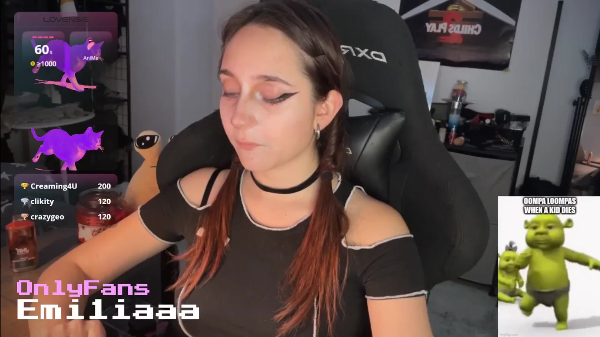 Gallery image thumbnail from Emiliaaaaa's myfreecams stream on, 09/05/2025, 24:32 image 9 of 20