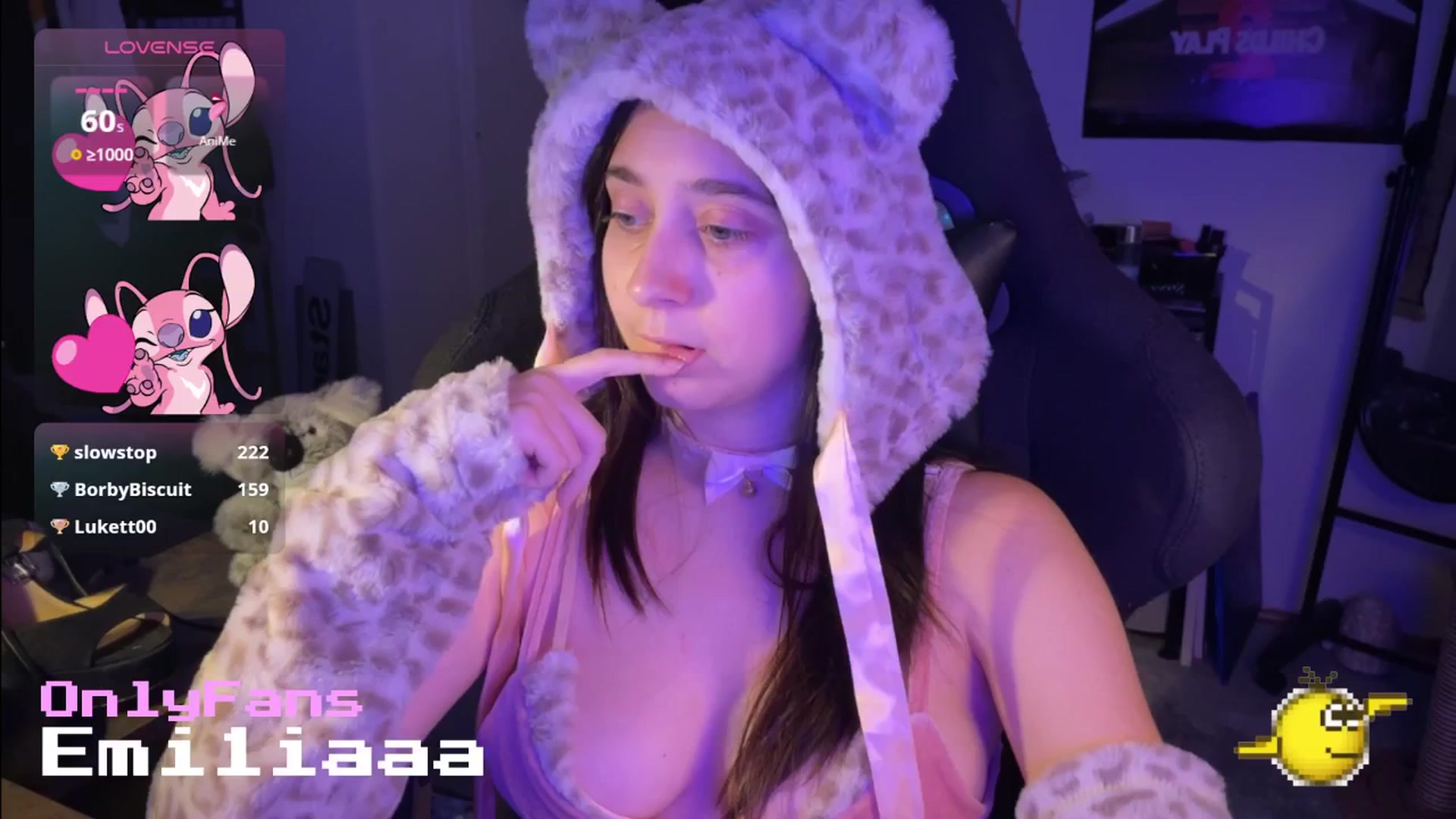 Gallery image thumbnail from Emiliaaaaa's myfreecams stream on, 10/06/2025, 24:02 image 7 of 20