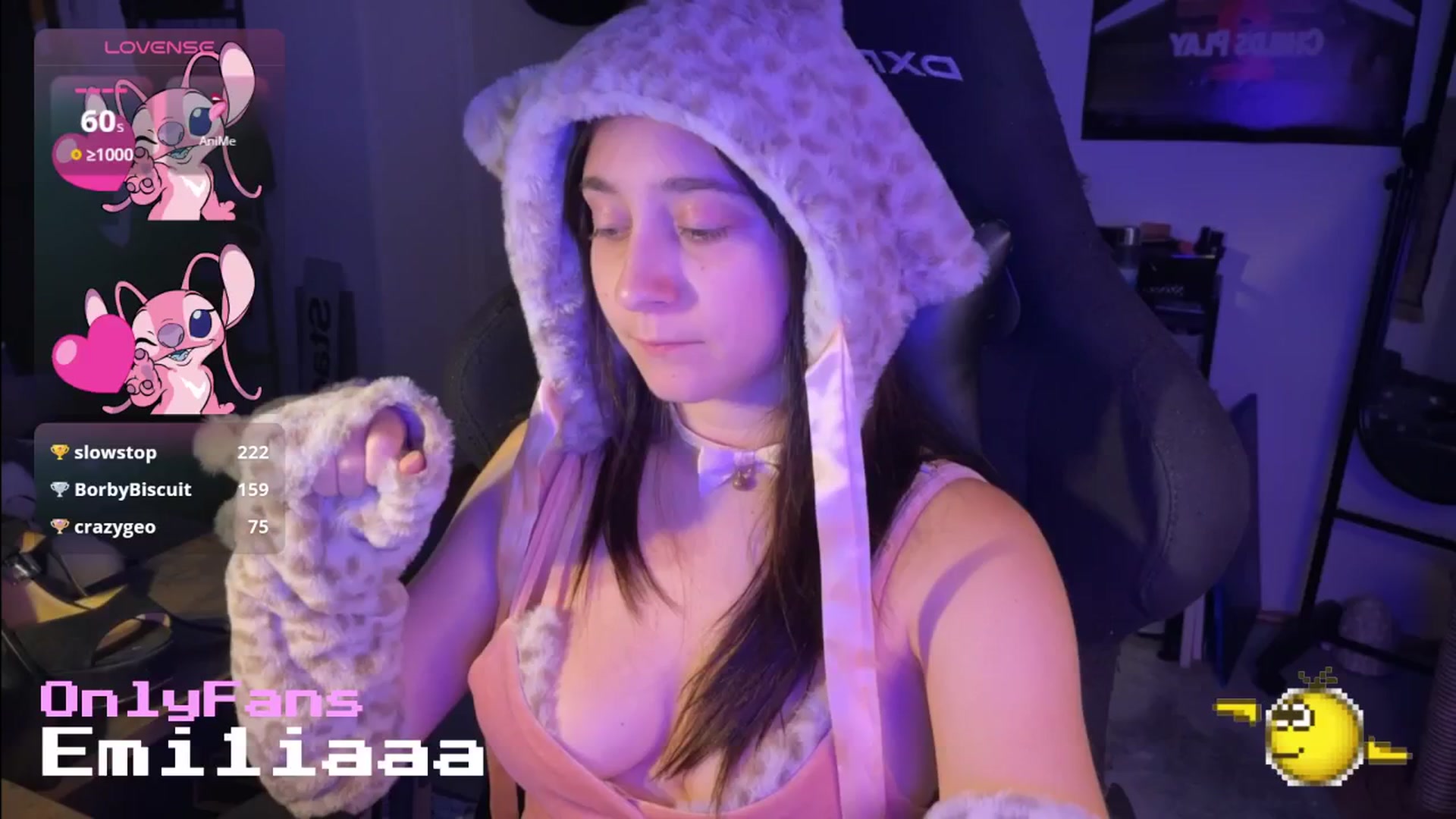 Gallery image thumbnail from Emiliaaaaa's myfreecams stream on, 10/06/2025, 24:21 image 1 of 20