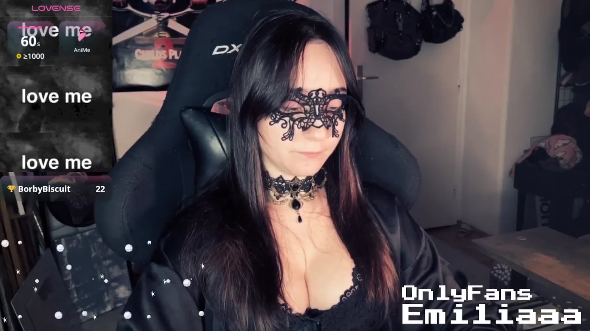 Gallery image thumbnail from Emiliaaaaa's myfreecams stream on, 12/05/2025, 24:03 image 7 of 20