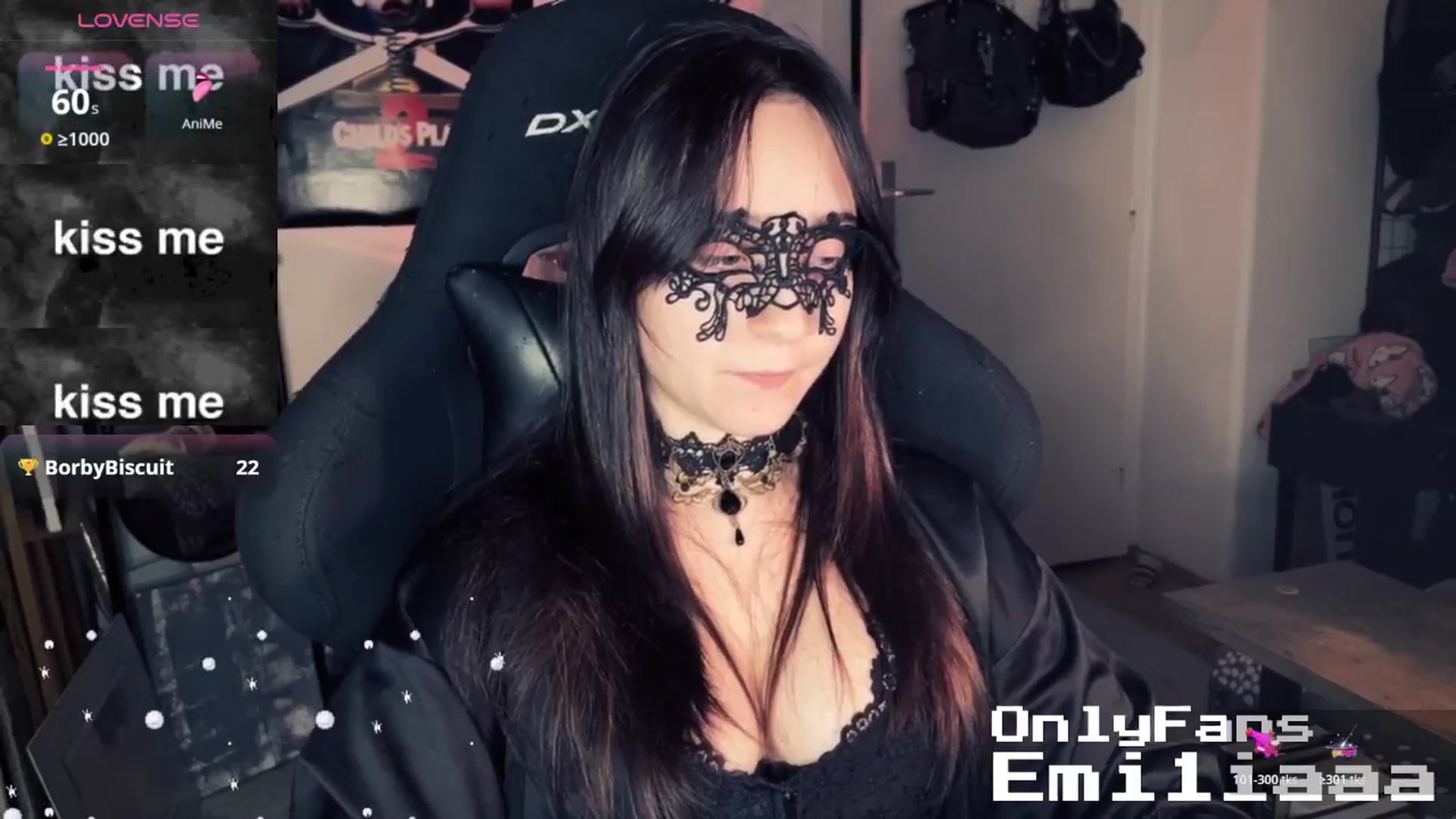 Gallery image thumbnail from Emiliaaaaa's myfreecams stream on, 12/05/2025, 24:03 image 6 of 20