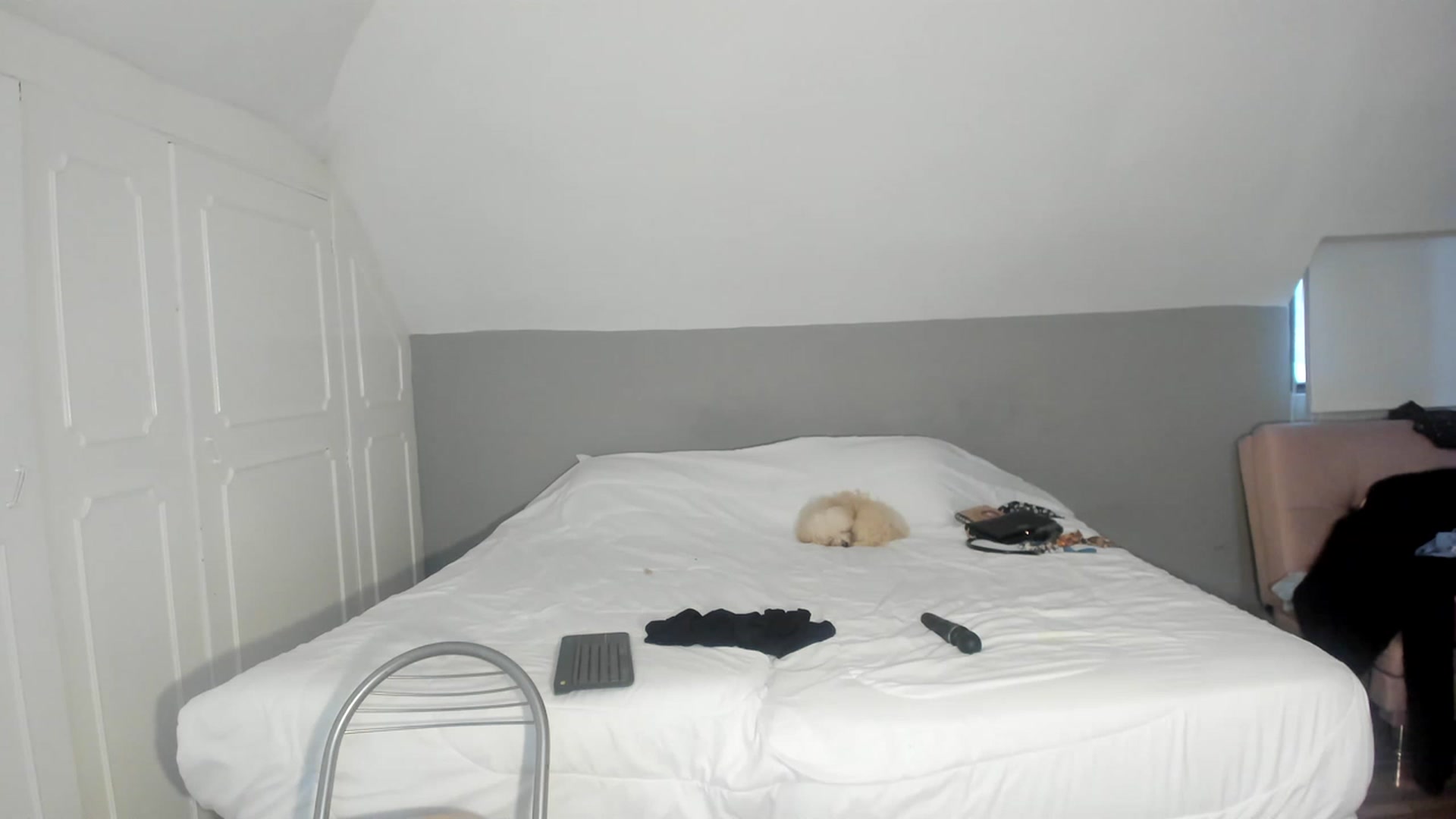 Gallery image thumbnail from Emiliarain's myfreecams stream on, 01/15/2023, 23:46 image 9 of 20