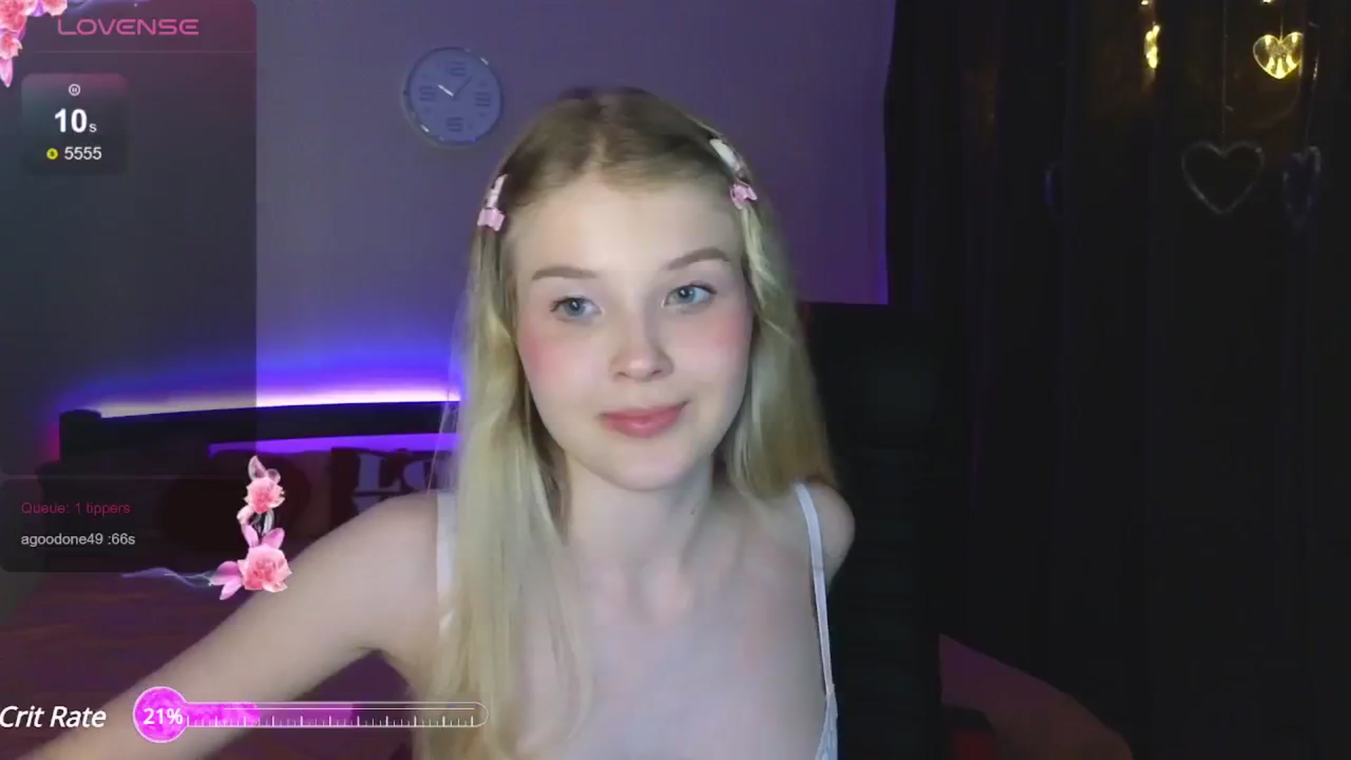 Gallery image thumbnail from Emiliya_Cute's myfreecams stream on, 05/31/2024, 18:16 image 10 of 20