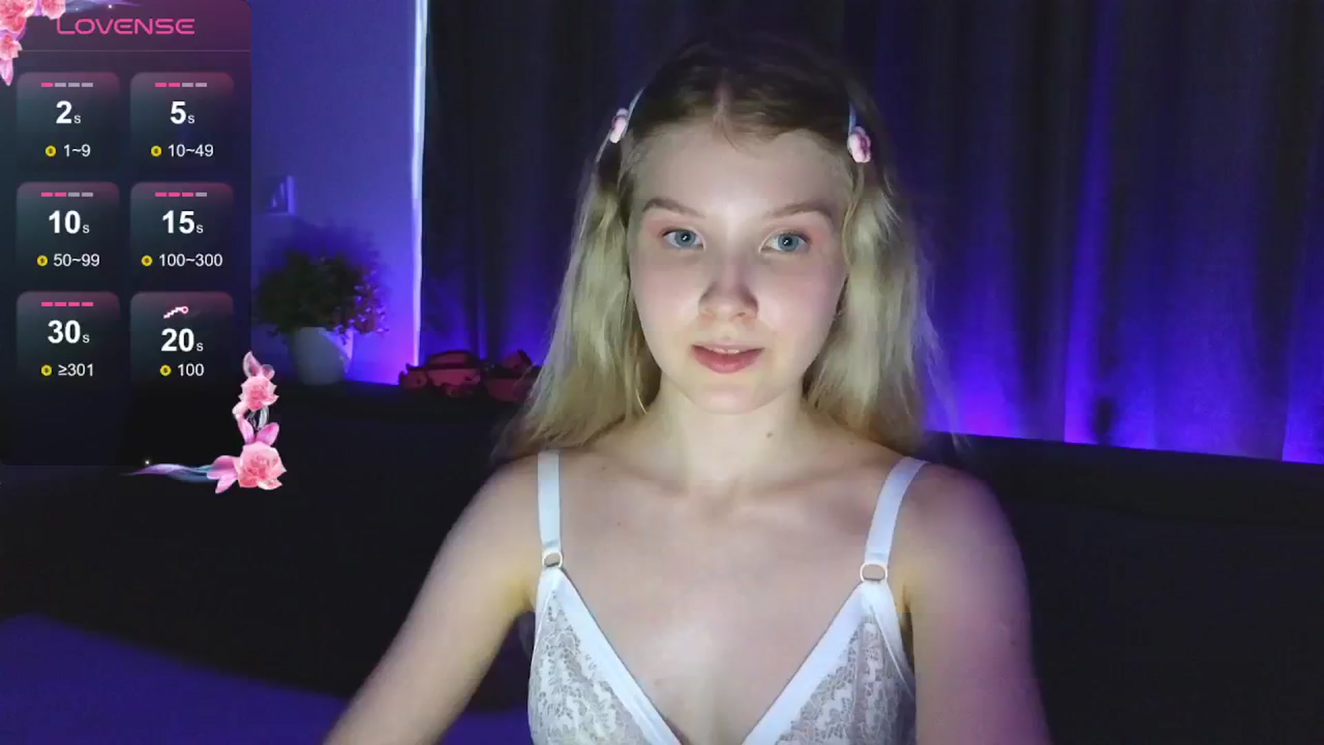 Gallery image thumbnail from Emiliya_Cute's myfreecams stream on, 07/18/2024, 17:22 image 16 of 20