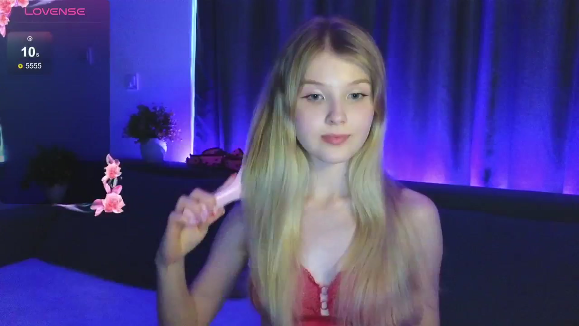 Gallery image thumbnail from Emiliya_Cute's myfreecams stream on, 07/19/2024, 17:45 image 20 of 20