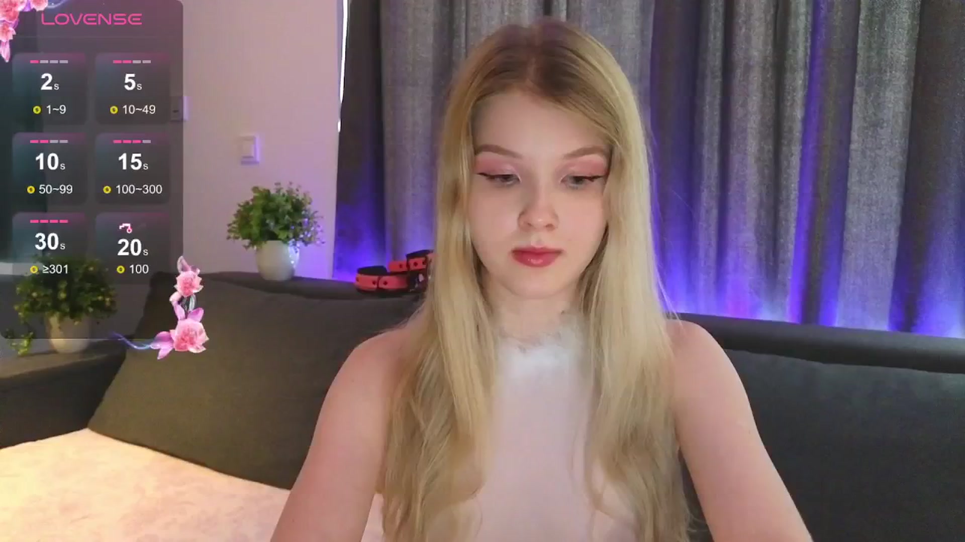Gallery image thumbnail from Emiliya_Cute's myfreecams stream on, 07/23/2024, 14:30 image 4 of 20