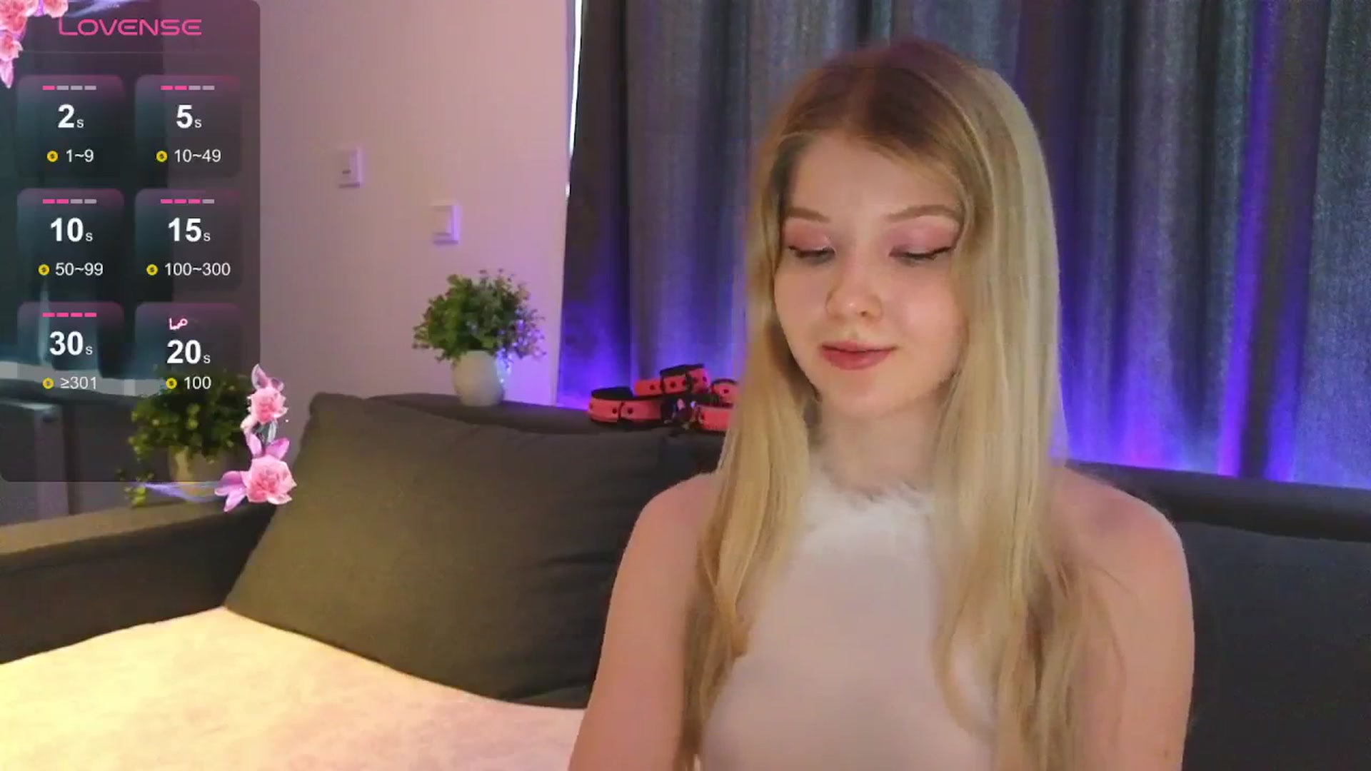 Gallery image thumbnail from Emiliya_Cute's myfreecams stream on, 07/23/2024, 16:48 image 2 of 20