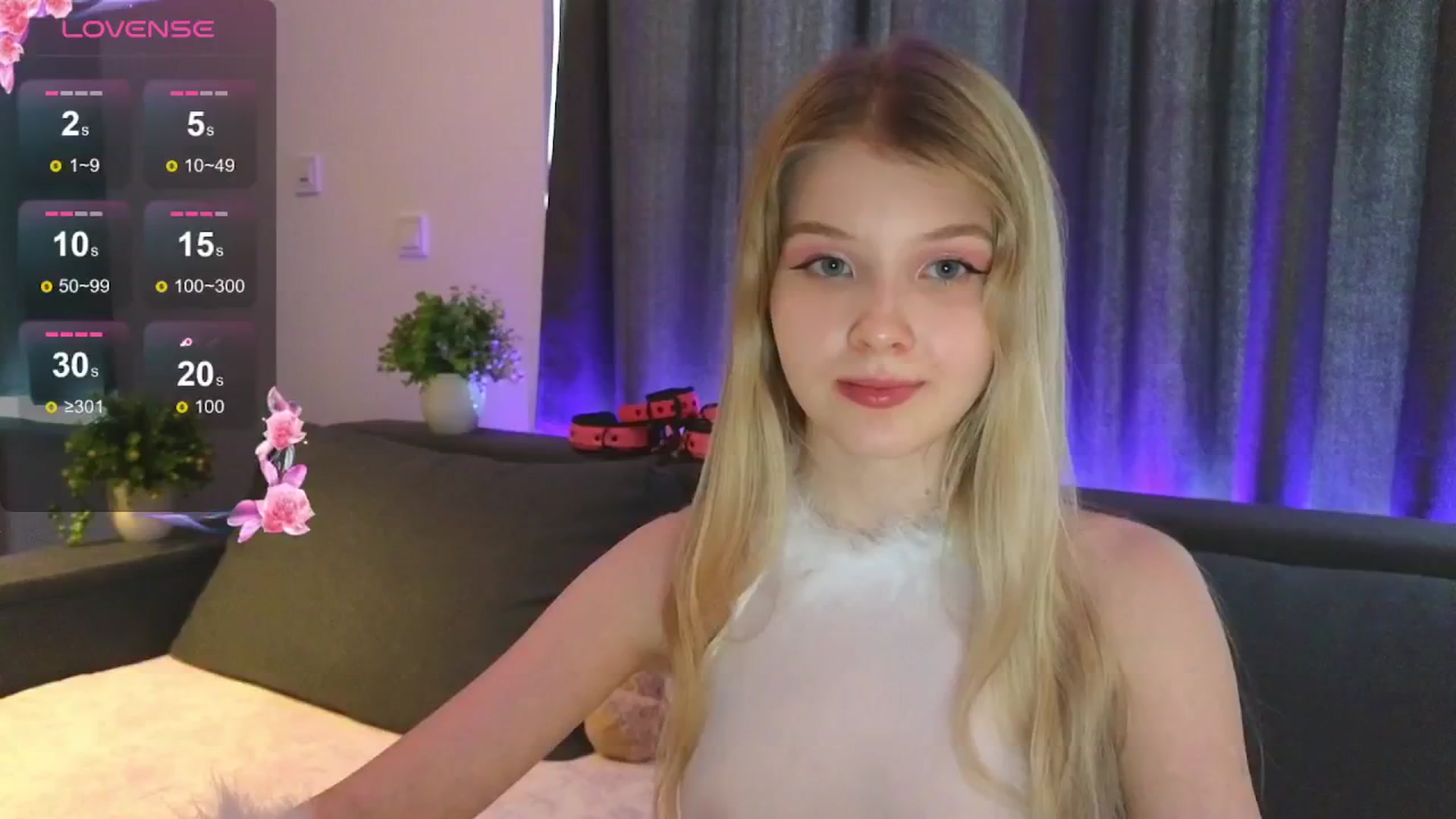 Gallery image thumbnail from Emiliya_Cute's myfreecams stream on, 07/23/2024, 16:48 image 1 of 20