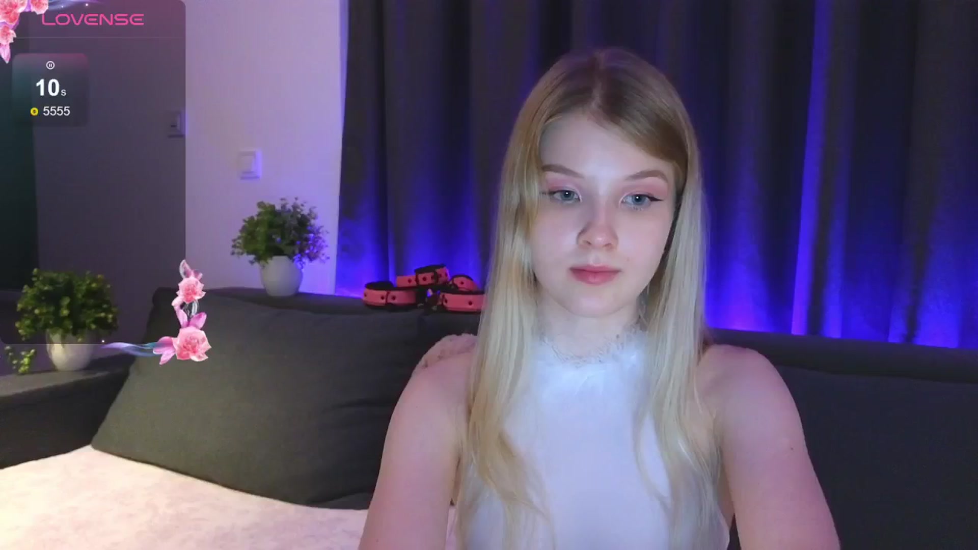 Gallery image thumbnail from Emiliya_Cute's myfreecams stream on, 07/23/2024, 18:51 image 20 of 20