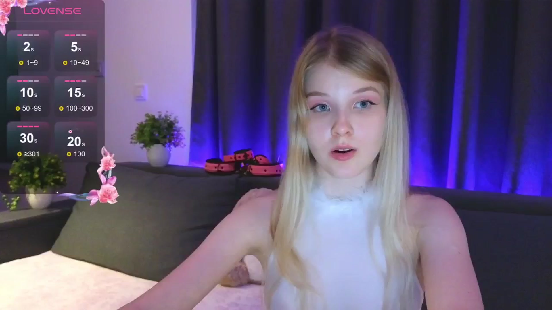 Gallery image thumbnail from Emiliya_Cute's myfreecams stream on, 07/23/2024, 18:51 image 18 of 20
