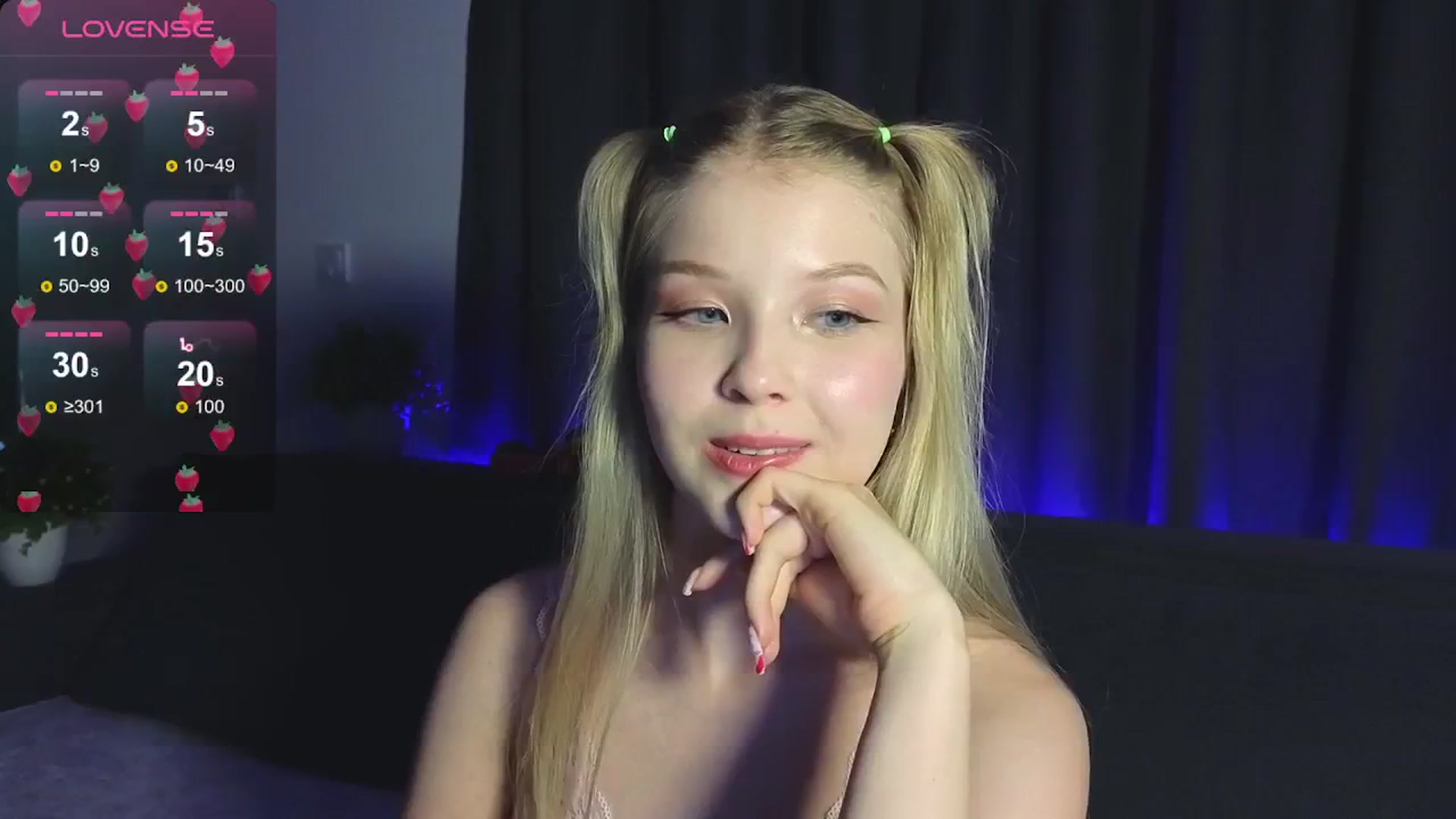Gallery image thumbnail from Emiliya_Cute's myfreecams stream on, 07/26/2024, 17:28 image 18 of 20