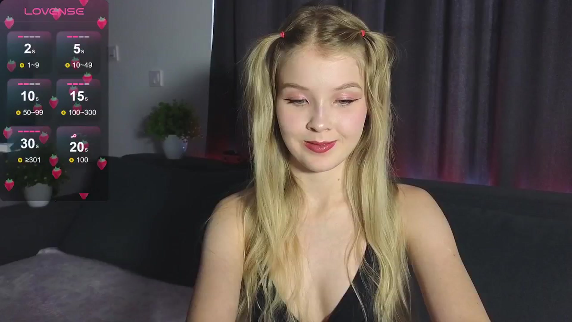 Gallery image thumbnail from Emiliya_Cute's myfreecams stream on, 07/29/2024, 14:04 image 2 of 20