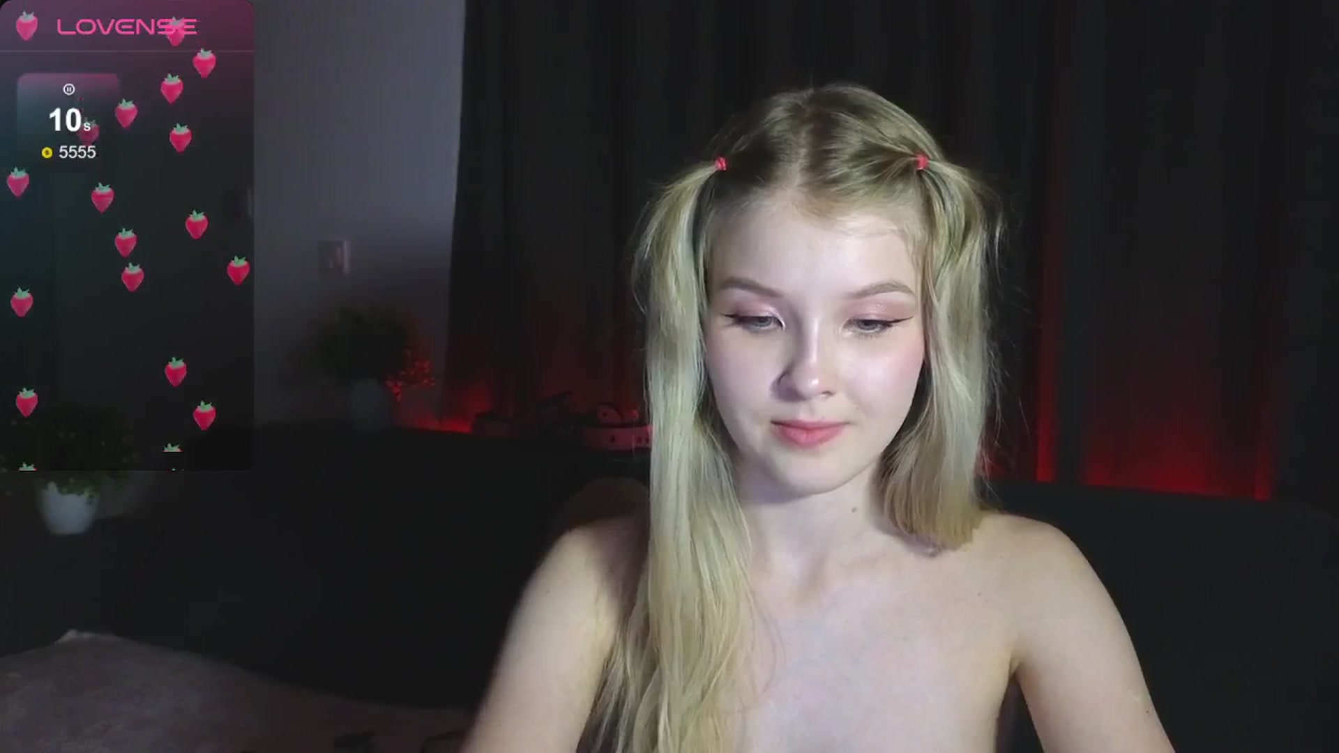 Gallery image thumbnail from Emiliya_Cute's myfreecams stream on, 07/29/2024, 18:40 image 20 of 20